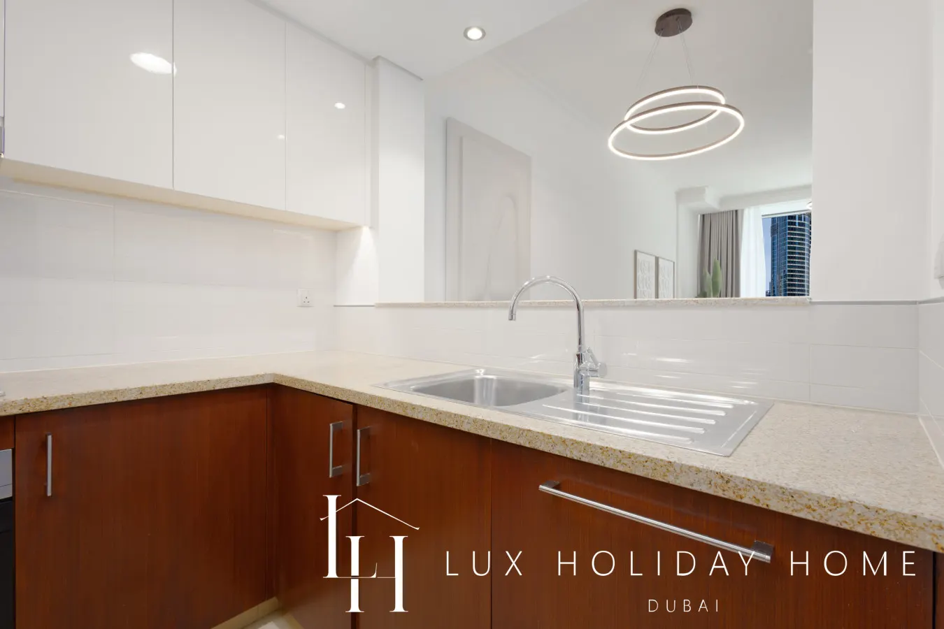 LUX The Burj Vista Suite 15