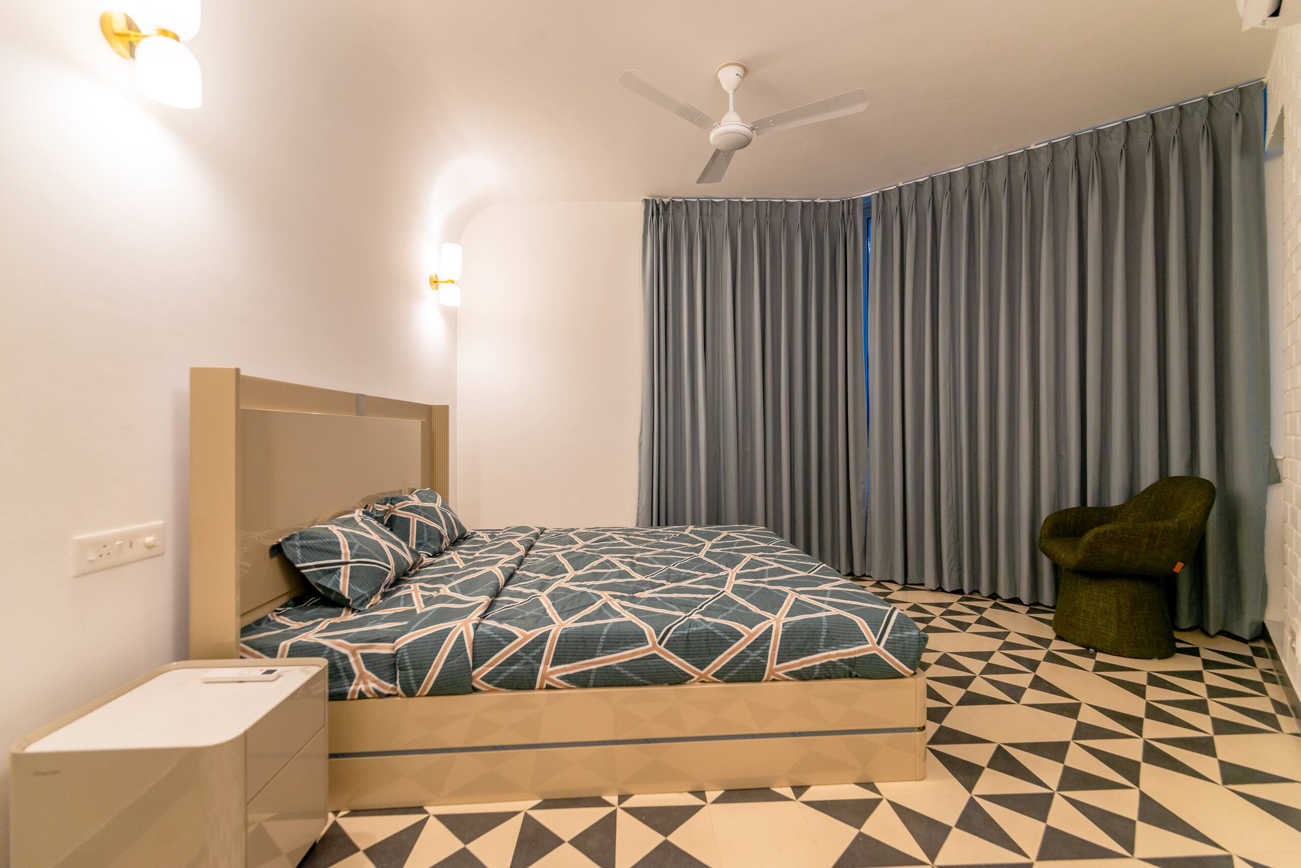 El Volar in Nerul-Chic 2 BHK and Resort Pool Vibes 8