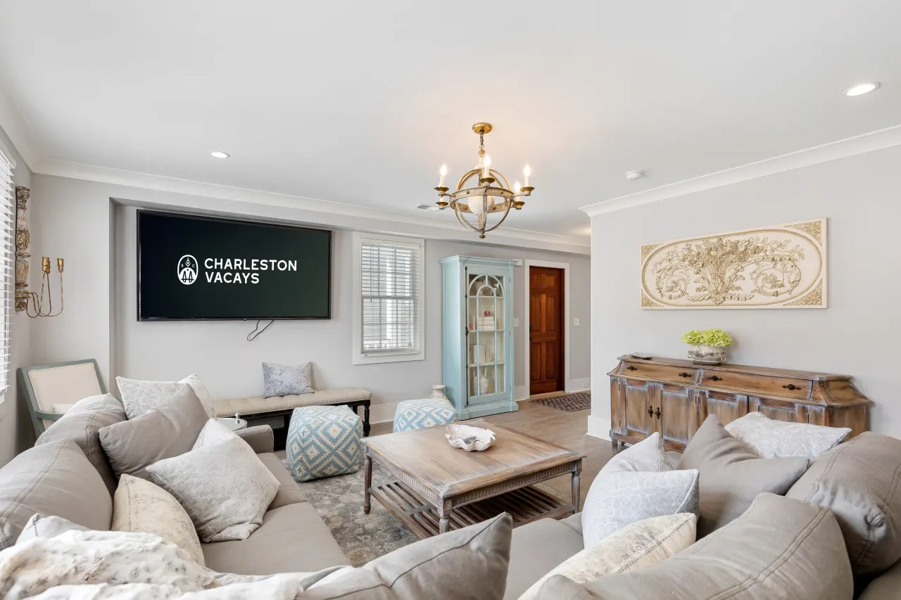 The Madison Compound Historic House & Suites 7