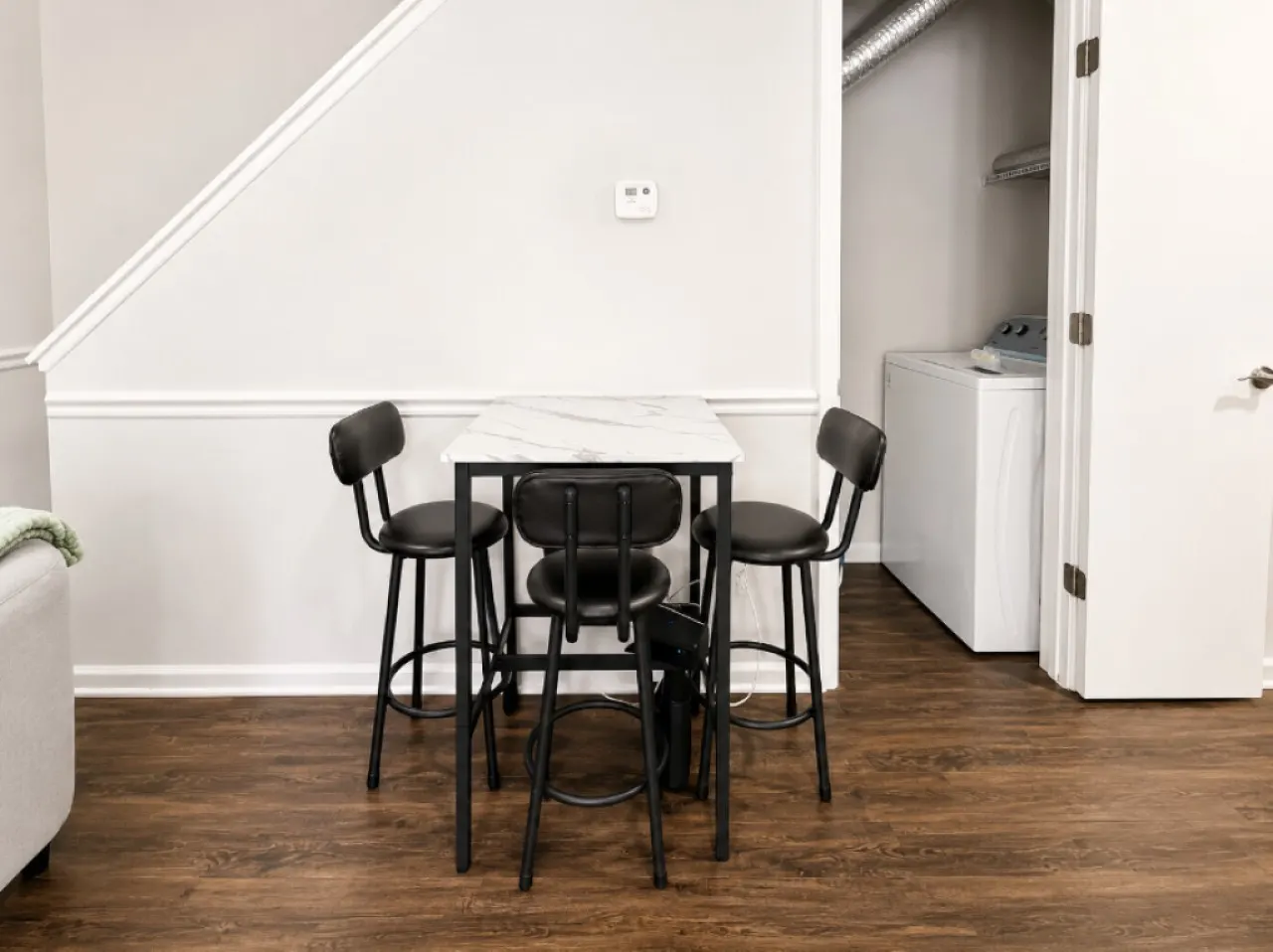 The Crestline Stay Hoover Townhome 2BR U4 20