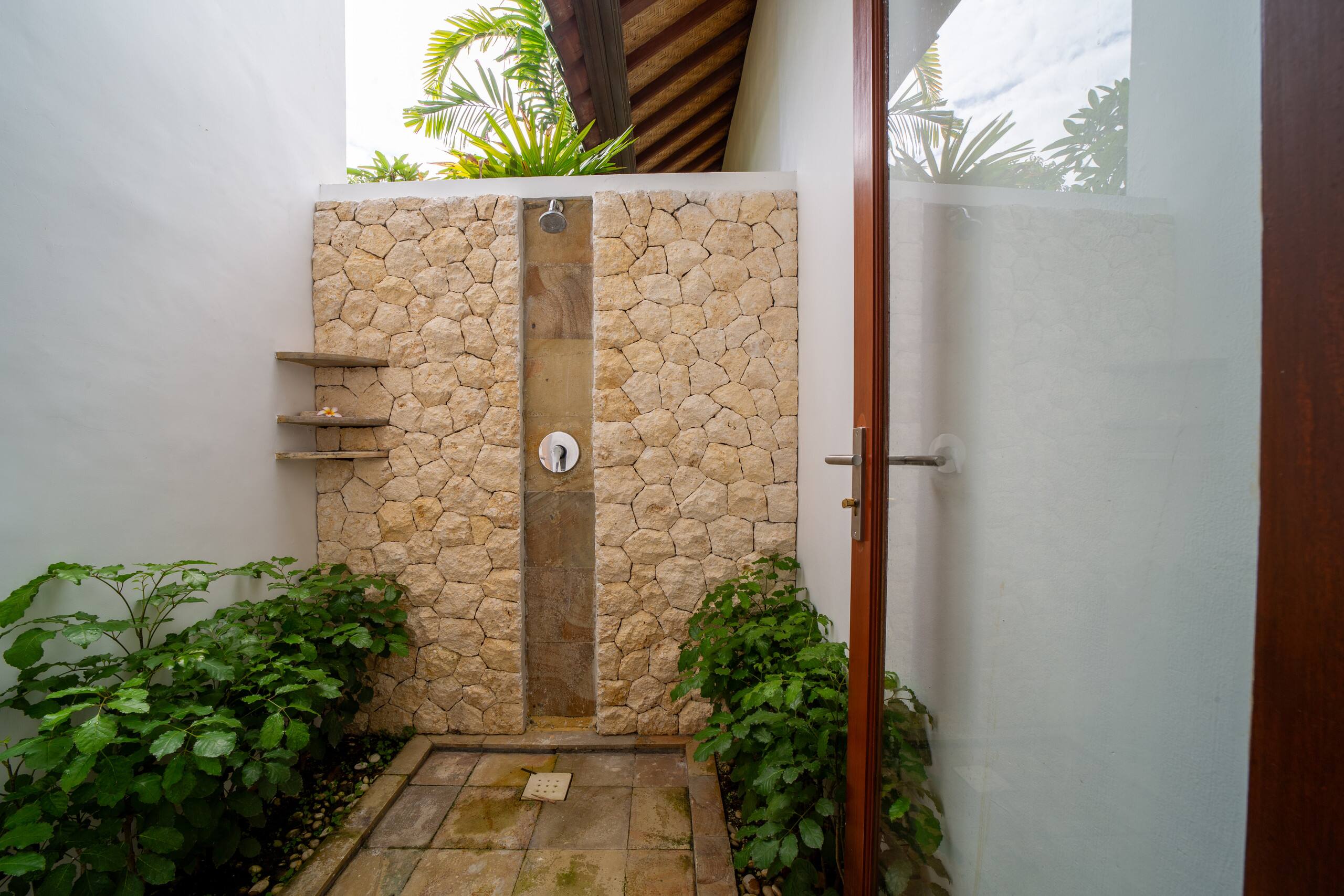 Jade Villa No.5 - Private Villa in Sanur 33