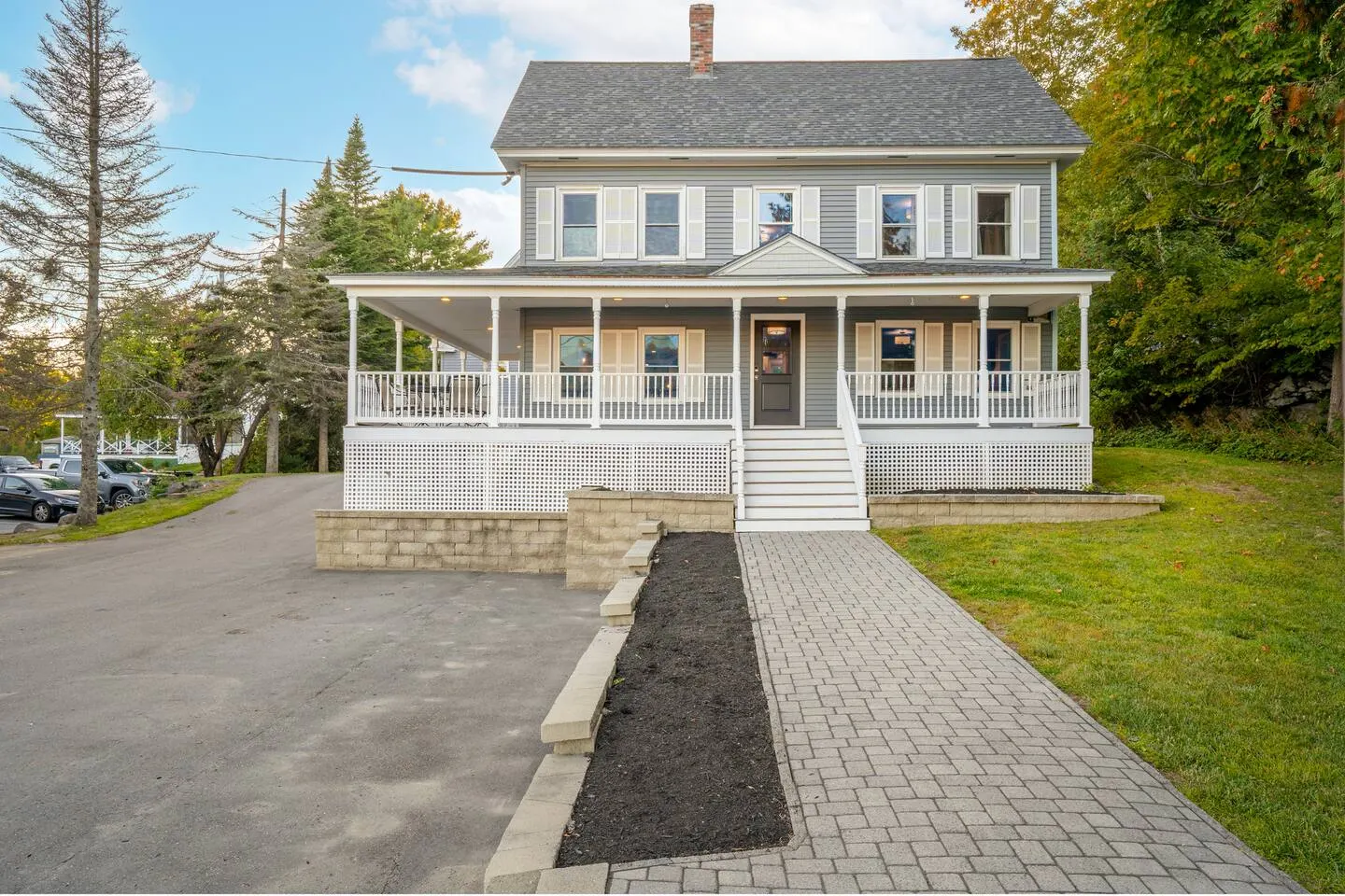 6BR Downtown Lake View Games, Fire Pit & Grill 2