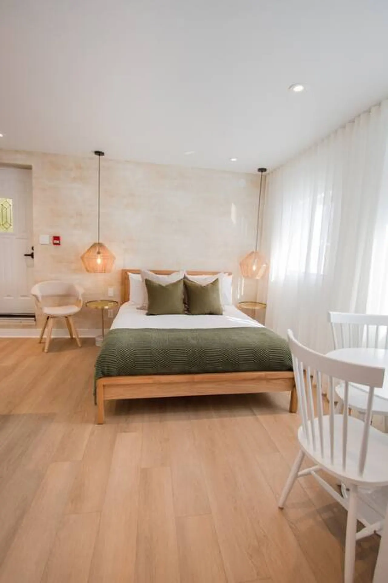Studio7/Plateau/St-Denis/Terraces/SelfCheck-In/AC 11