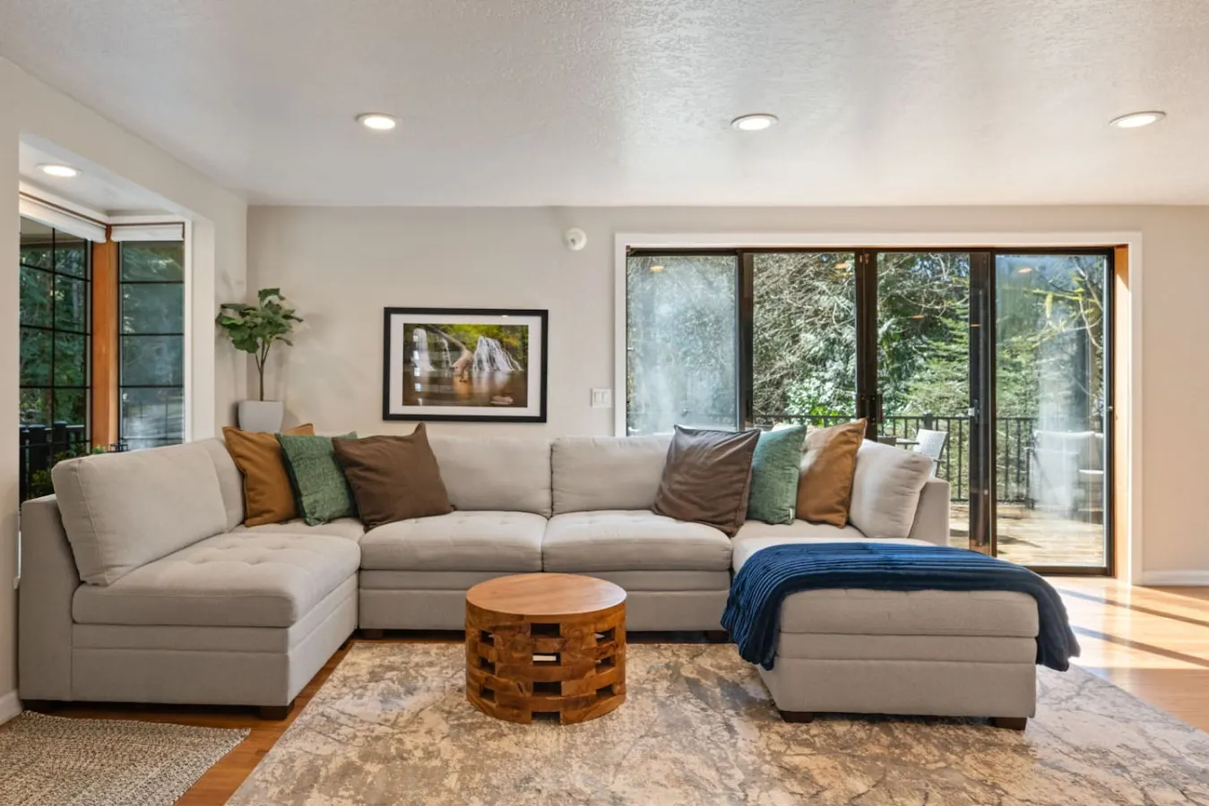 Peaceful 3BR Retreat by the Falls — photo 2