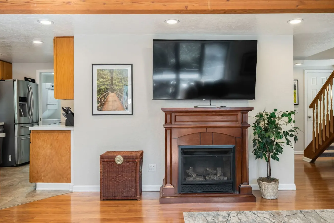 Peaceful 3BR Retreat by the Falls — photo 5