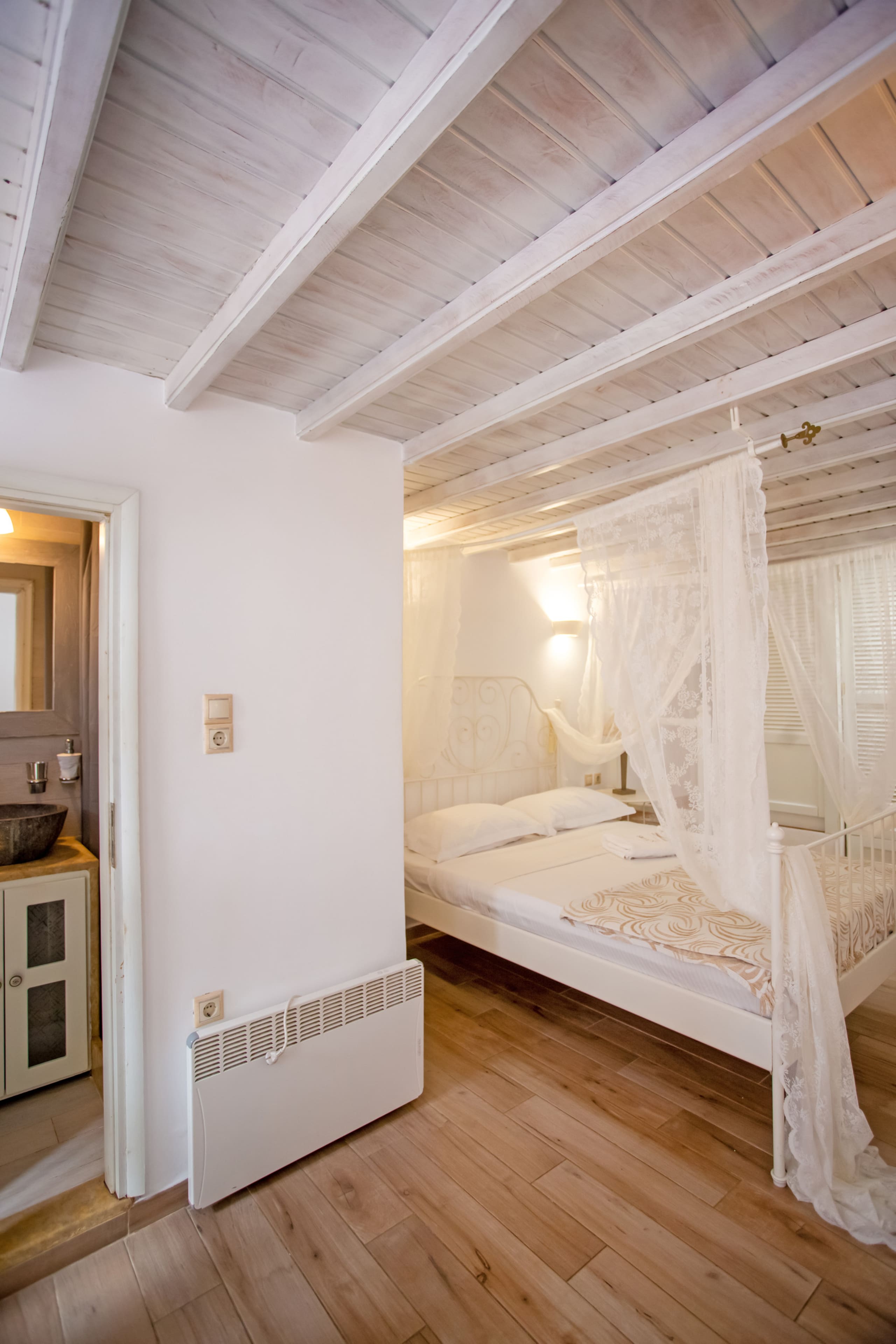 Wake up in a Mykonian Home & Live as a Local 20