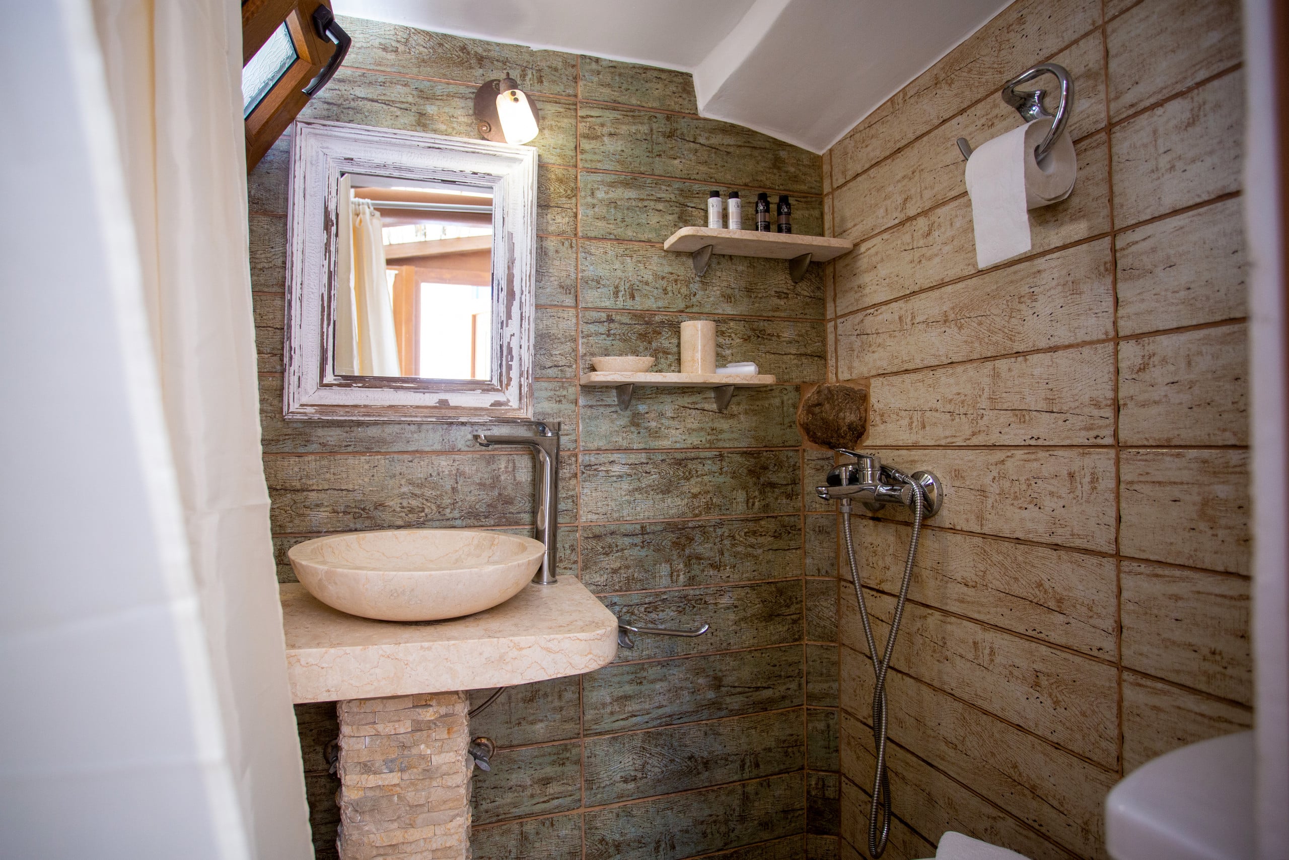 Wake up in a Mykonian Home & Live as a Local 32