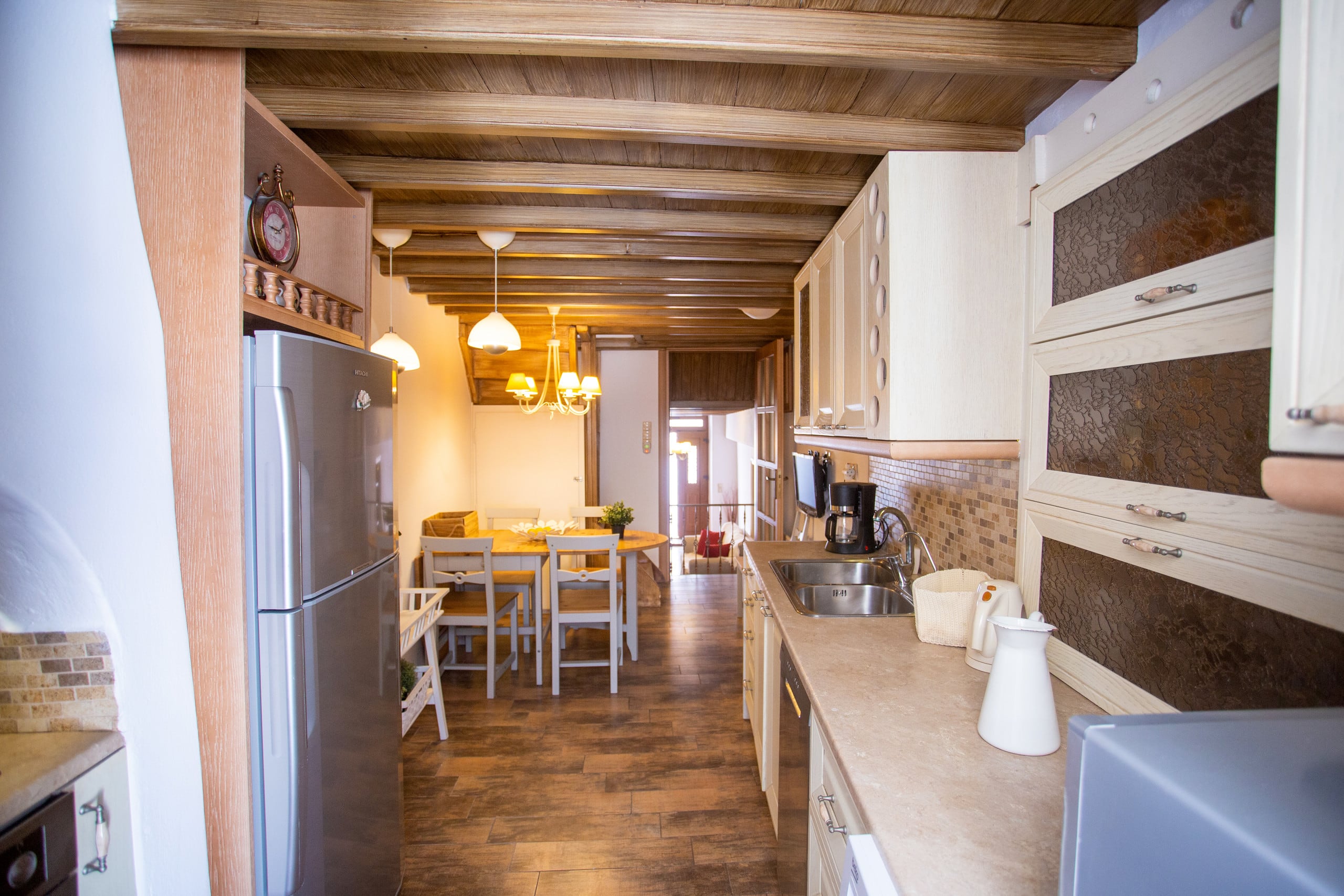 Wake up in a Mykonian Home & Live as a Local 14