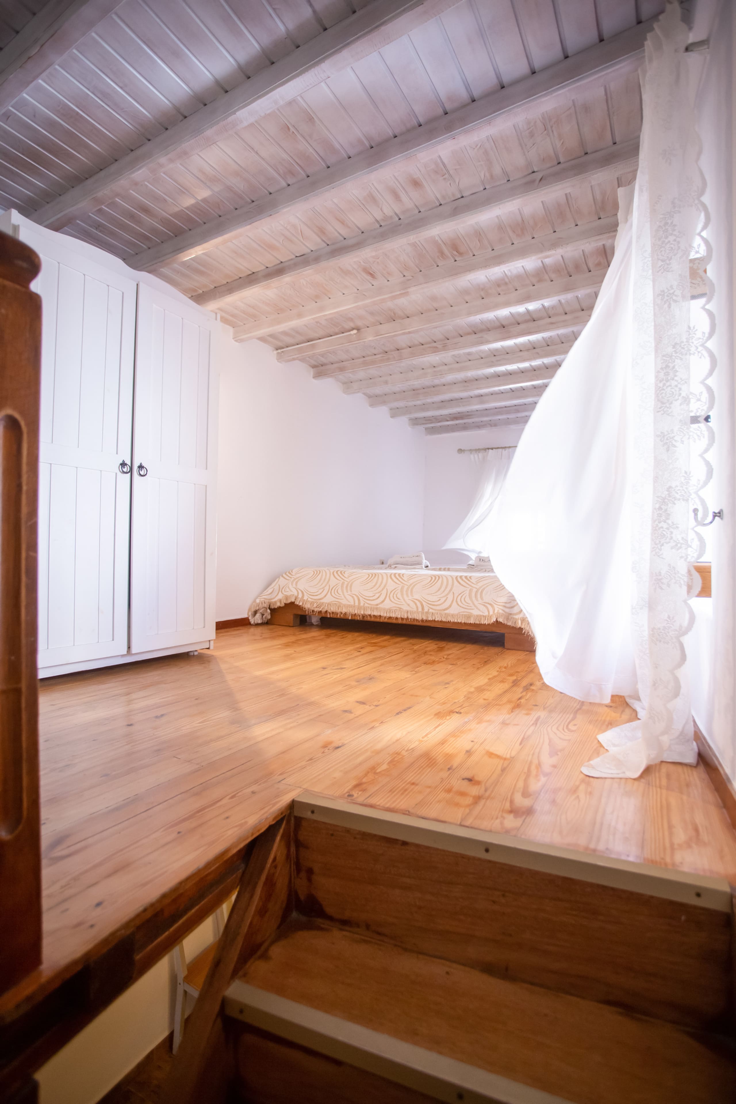Wake up in a Mykonian Home & Live as a Local 27