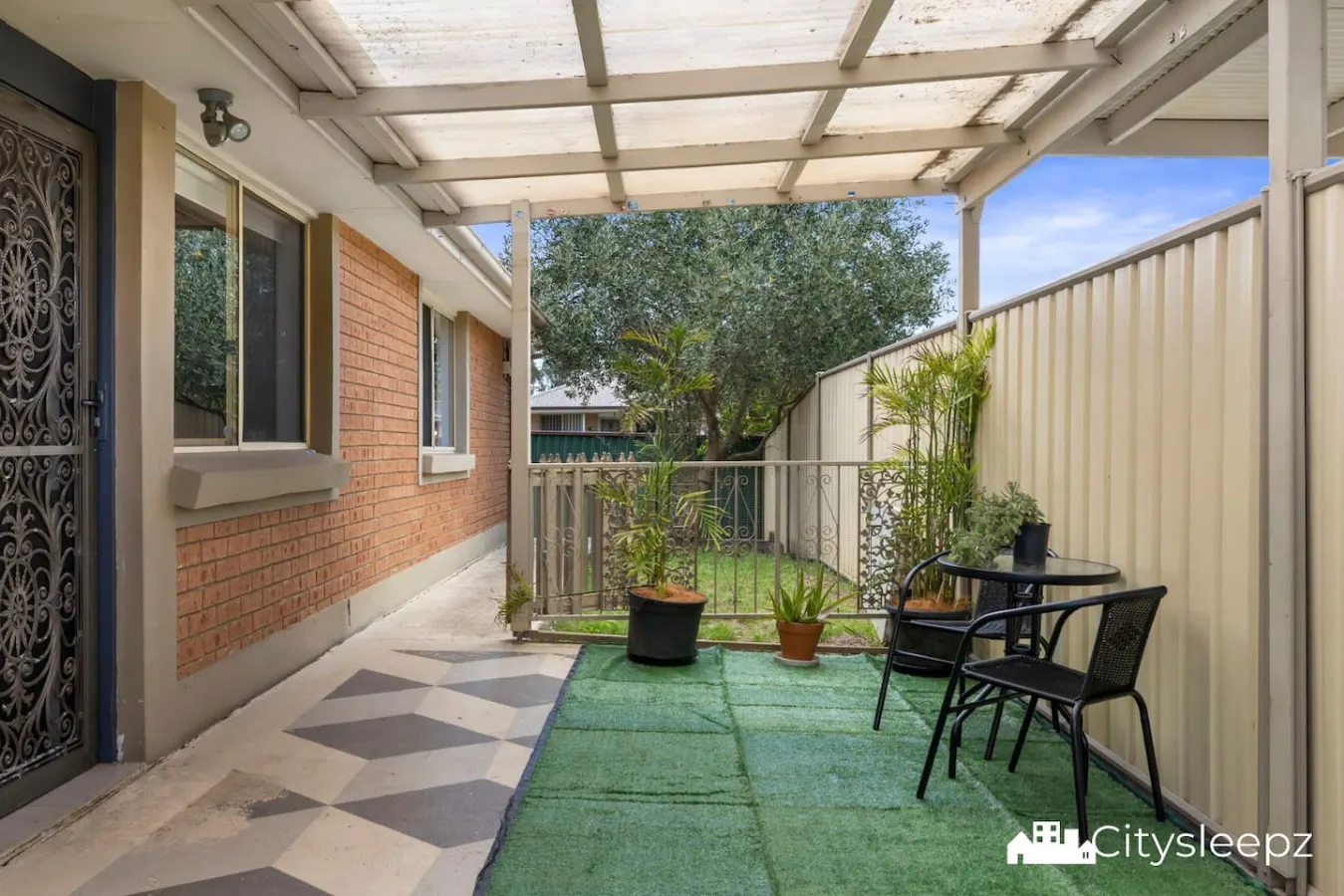 Dean Park 2-Bed Unit 10