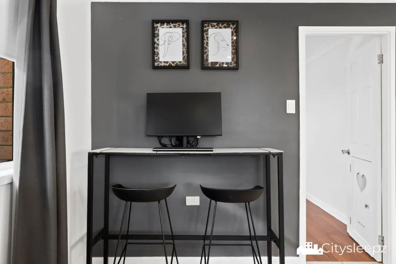 Dean Park 2-Bed Unit 7