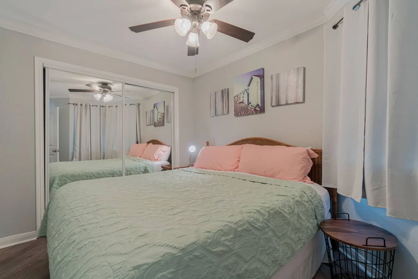 Heated Pools, Hot Tubs & Easy Beach Access 7