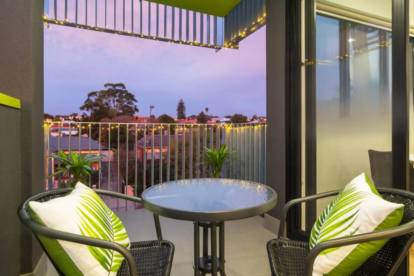 Canopy @ 44—Central CBD Location 11