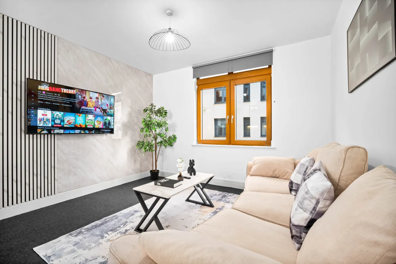 Stylish 2 Bedroom Apartment - City Centre - King Beds - Netflix