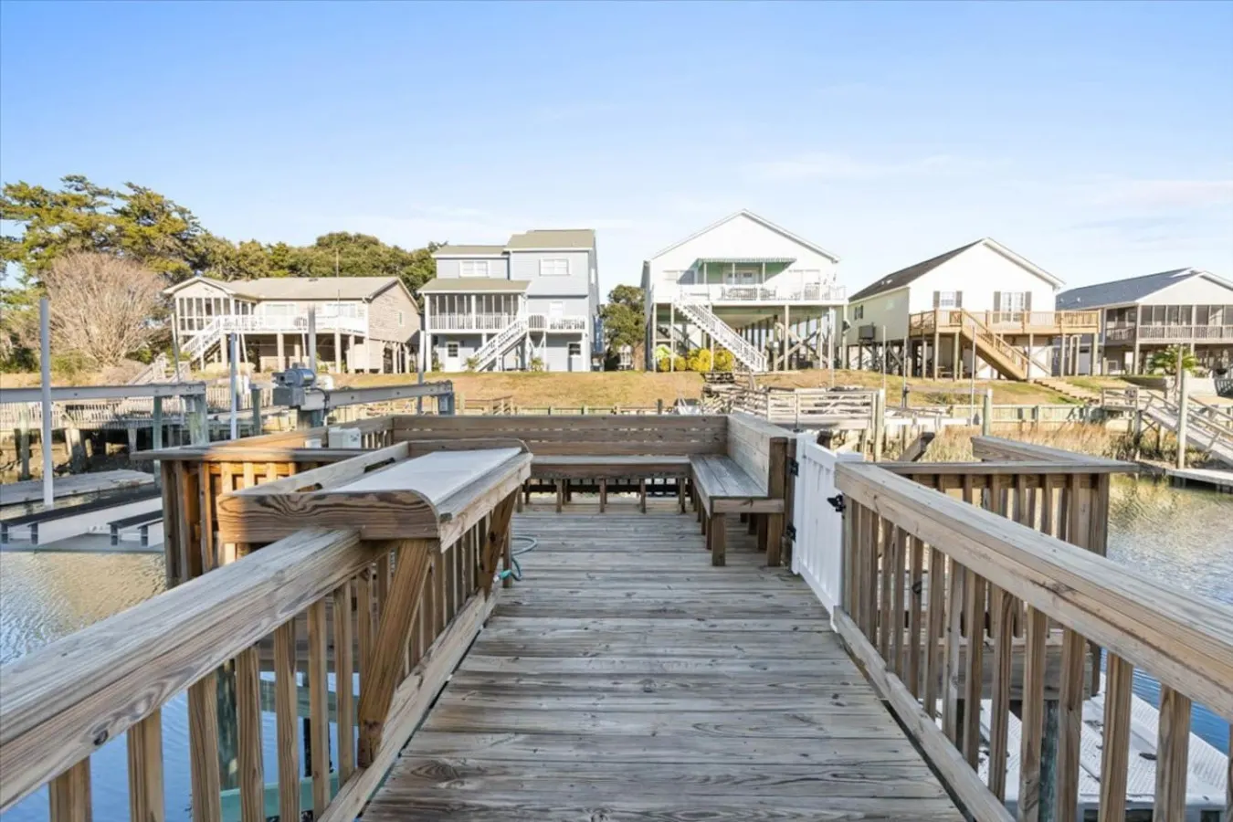Dock Holiday — photo 4