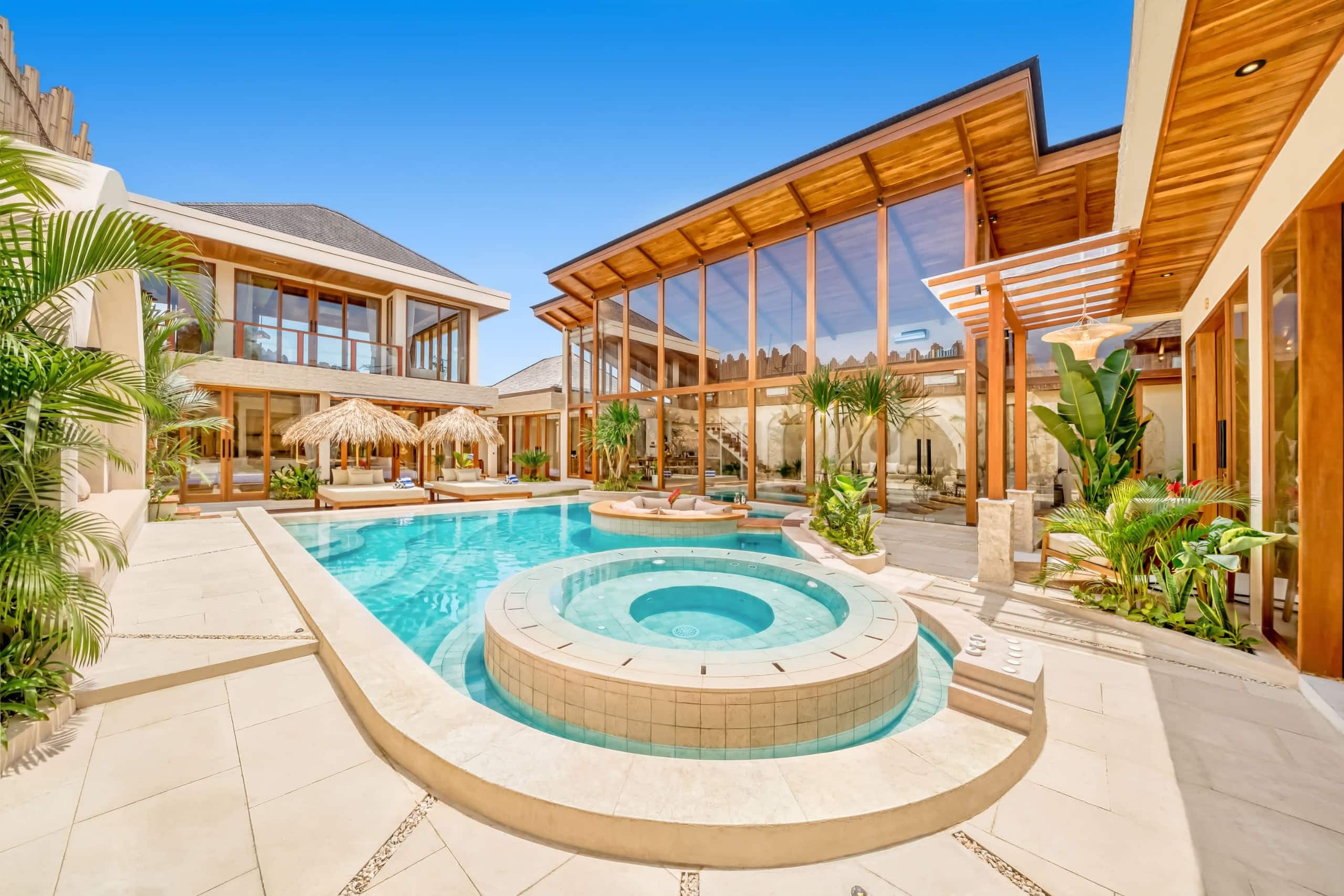 Villa Lima 8BDR Jacuzzi, Sauna, Ice-bath, Cinema