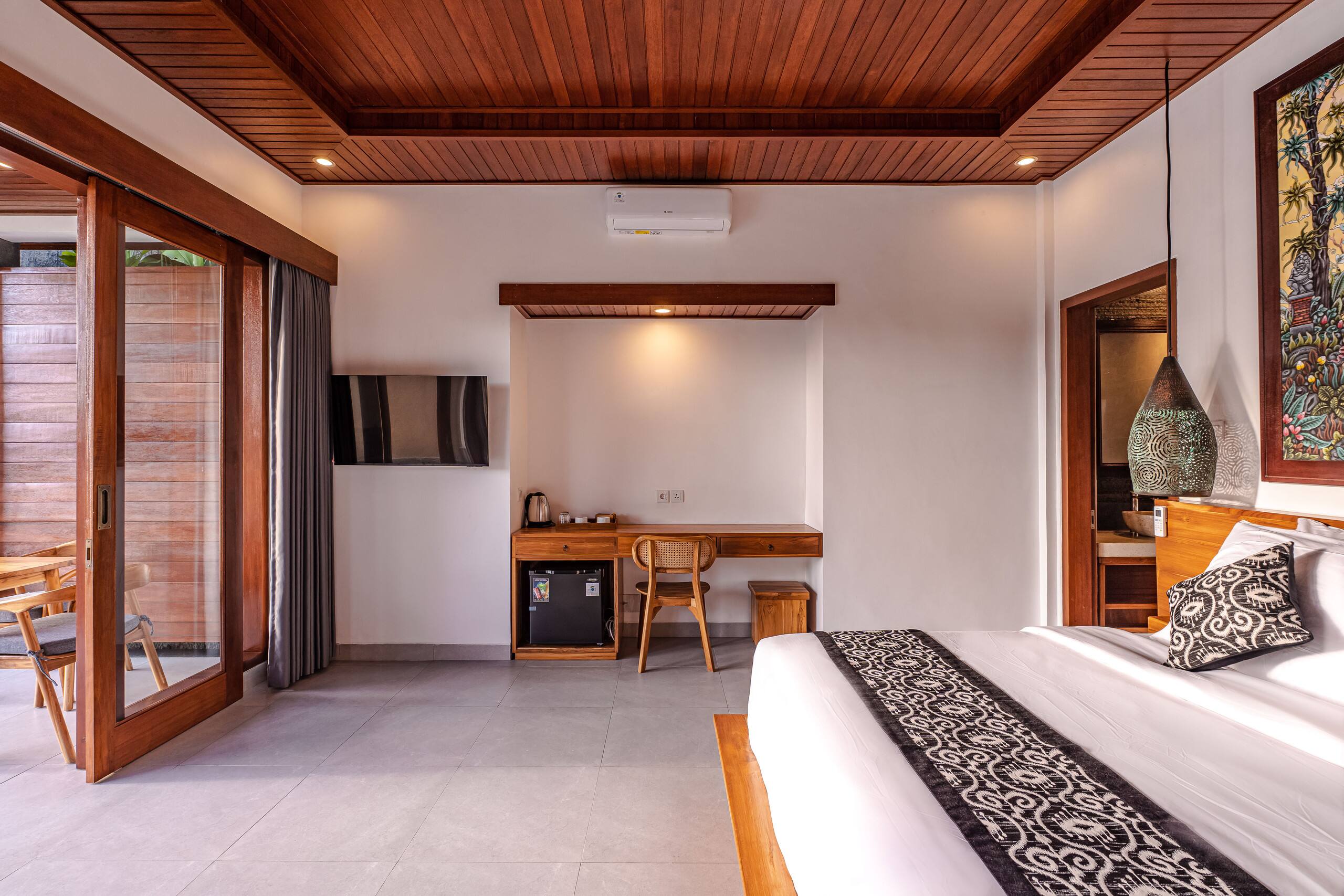 1 Bed Room pool Villa With rice field view 11