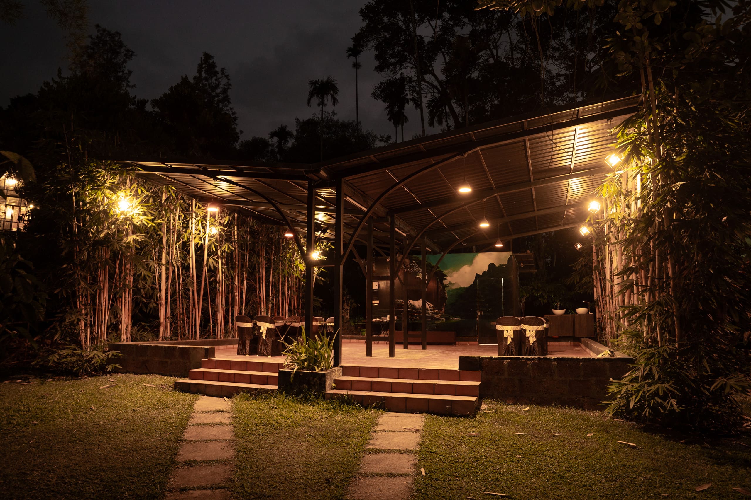 Bourbon 2BR Family Cottage | Coffee Estate Stay 8