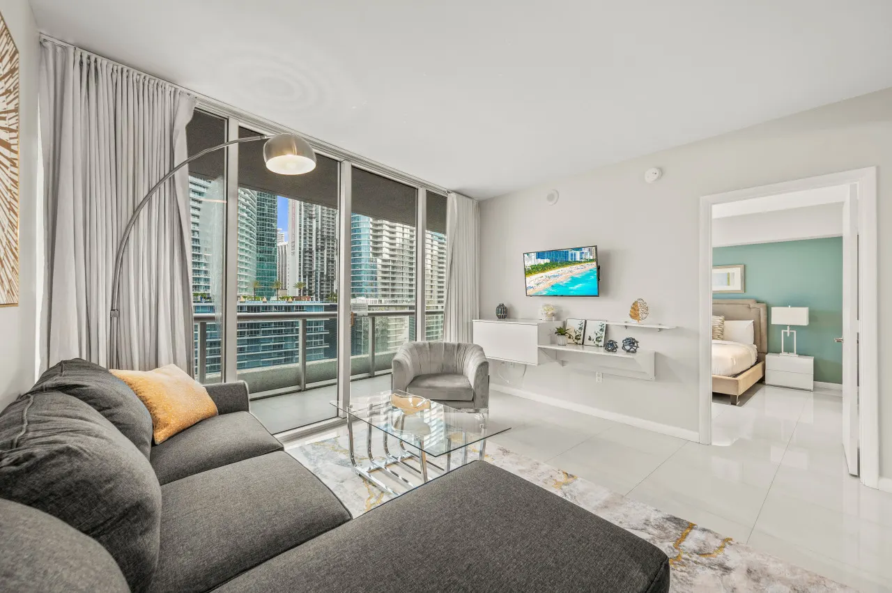 Luxurious ocean view unit 7