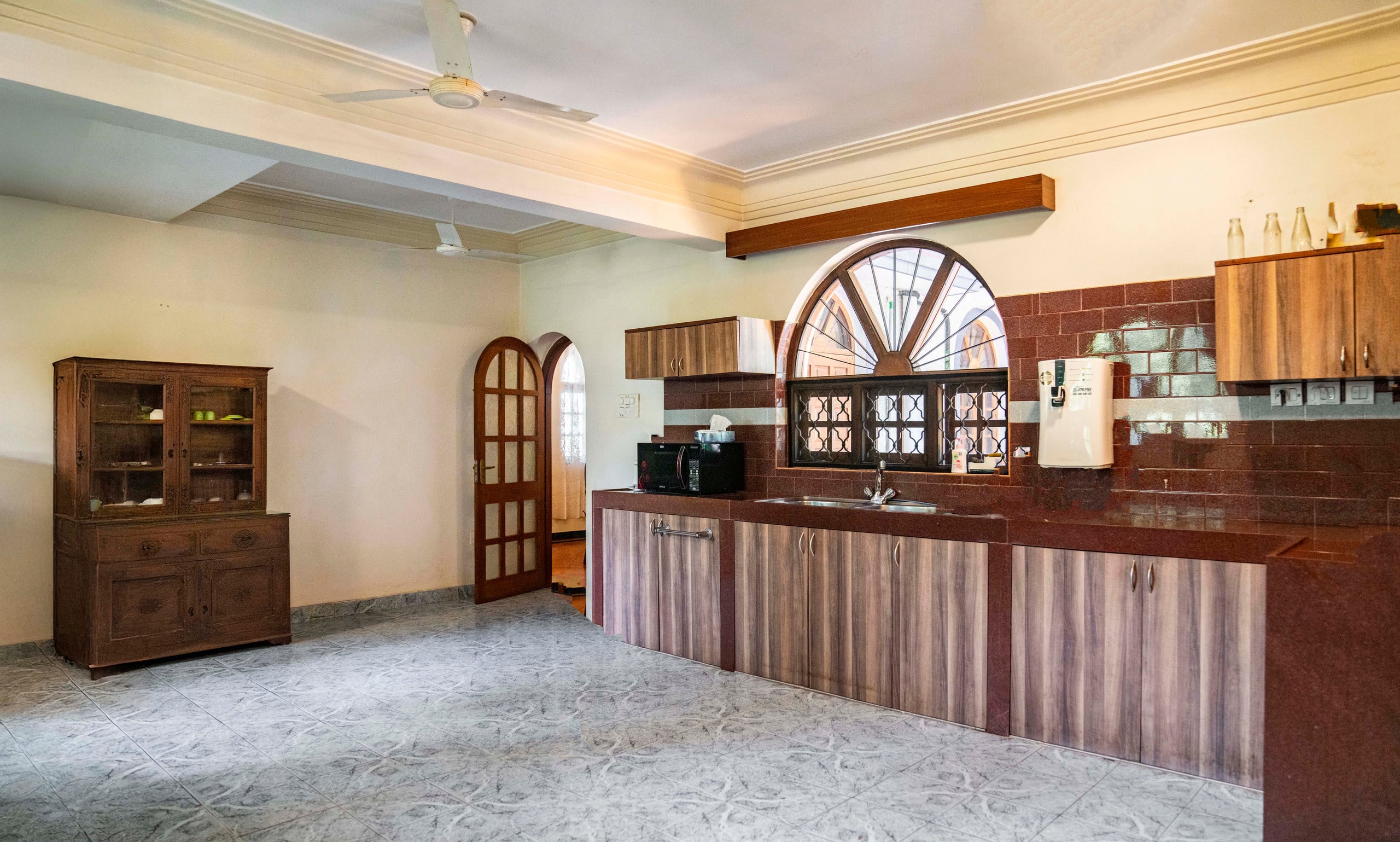 NORTH GOA-VillaVienna, Luxury Vintage PoolVilla 23