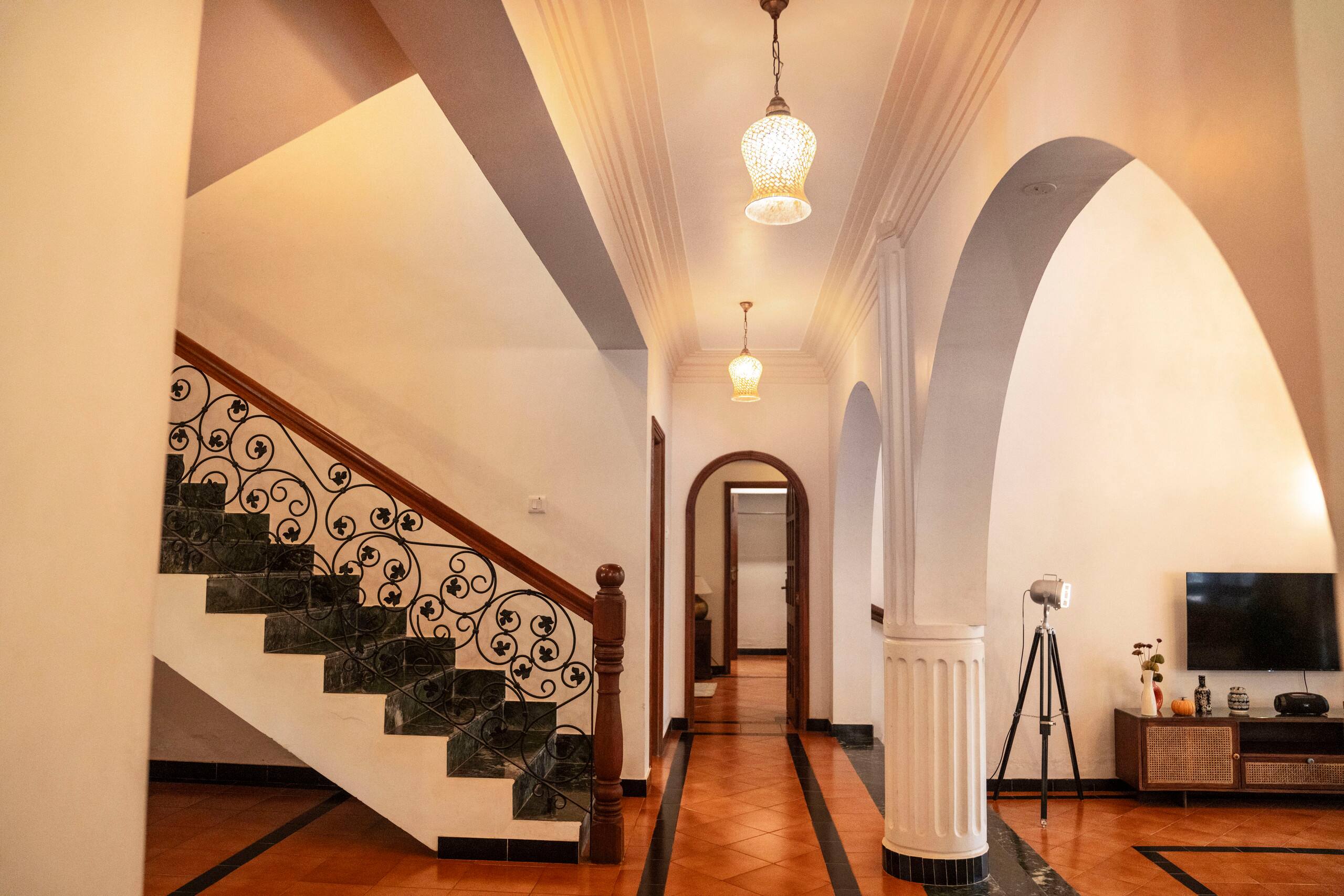 NORTH GOA-VillaVienna, Luxury Vintage PoolVilla 13
