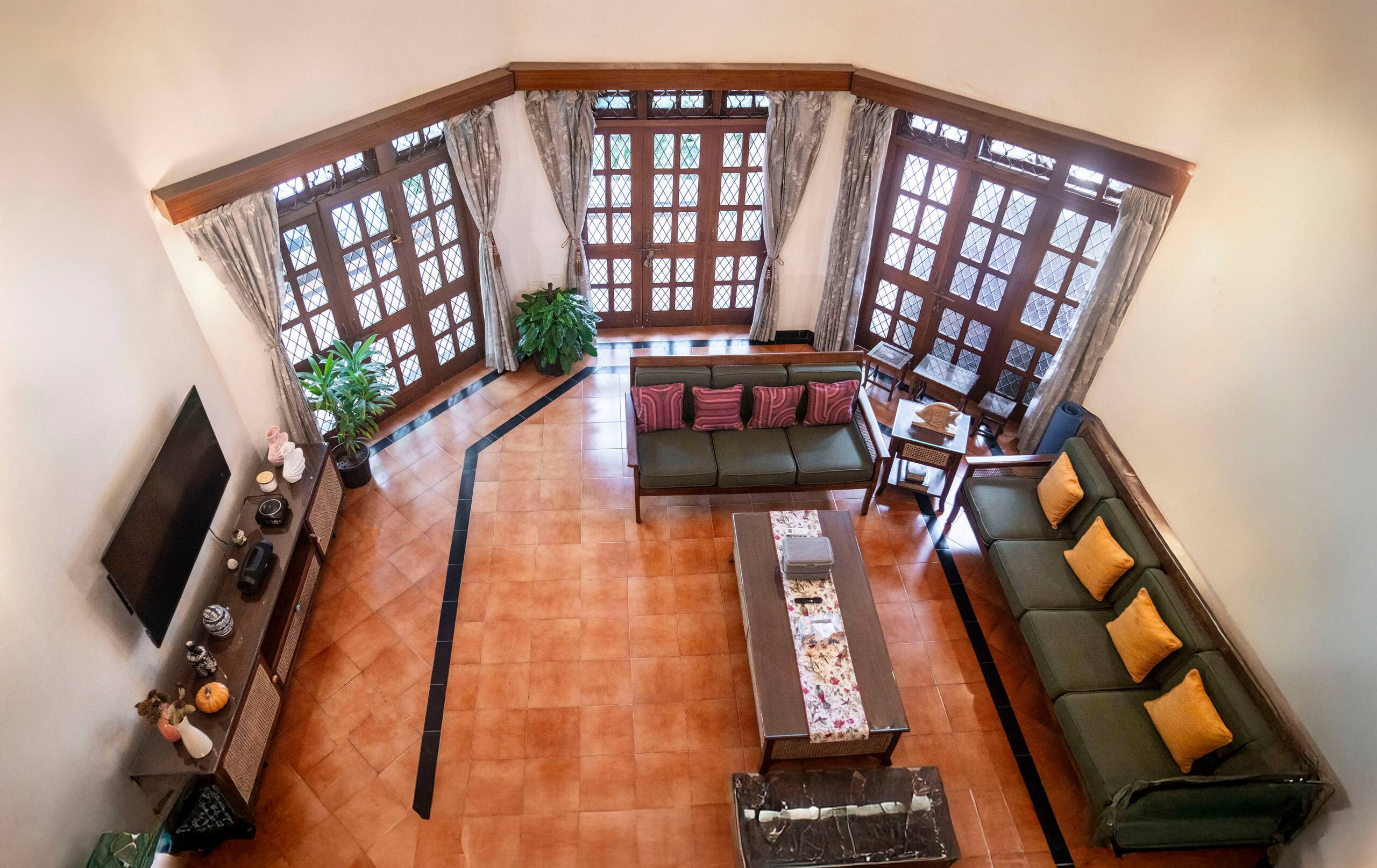 NORTH GOA-VillaVienna, Luxury Vintage PoolVilla 15