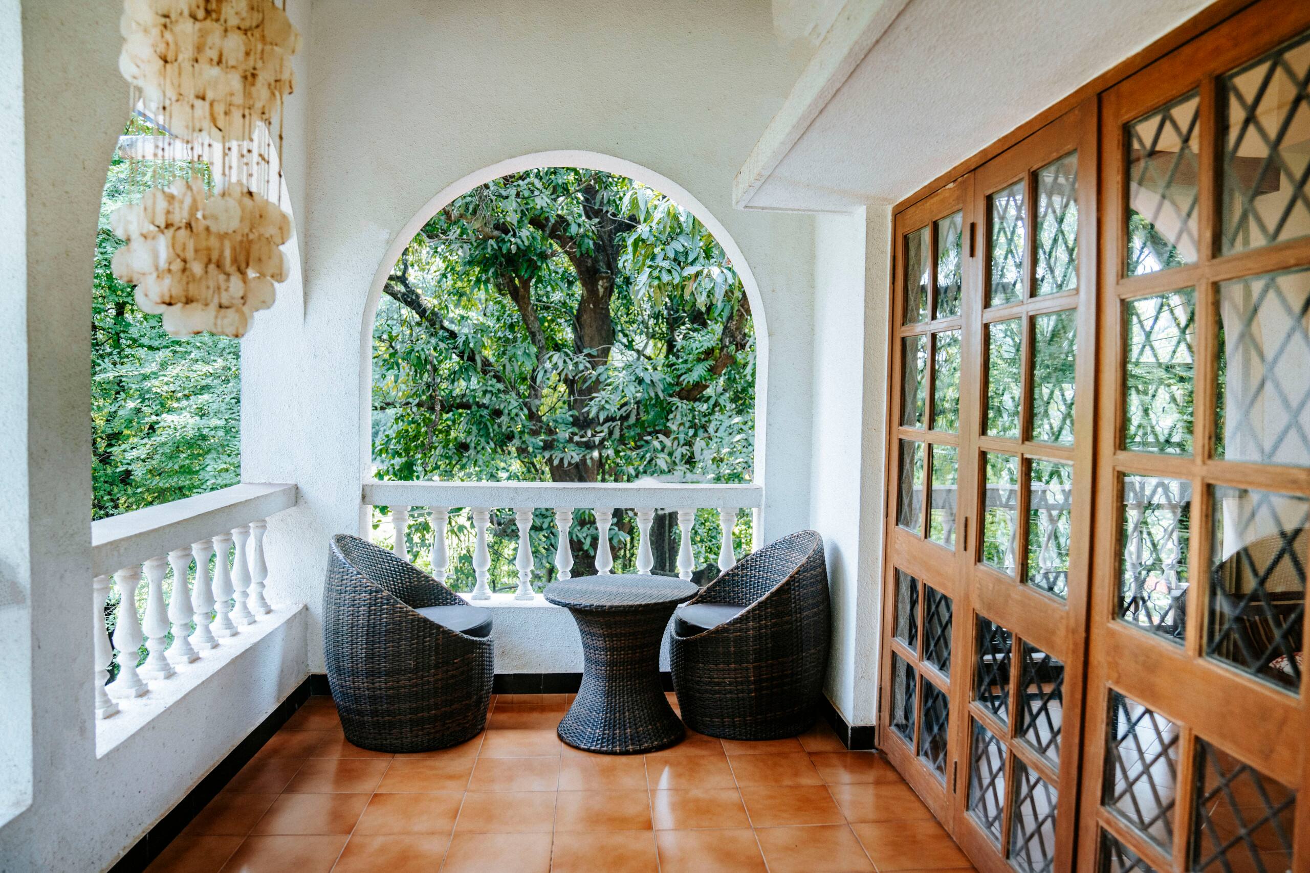 NORTH GOA-VillaVienna, Luxury Vintage PoolVilla 38