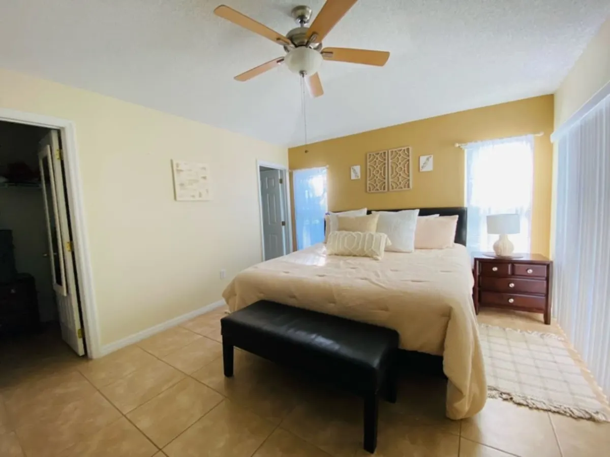 Spacious 4-Bedroom Villa with Private Pool & Game Room in Southern Dunes 12