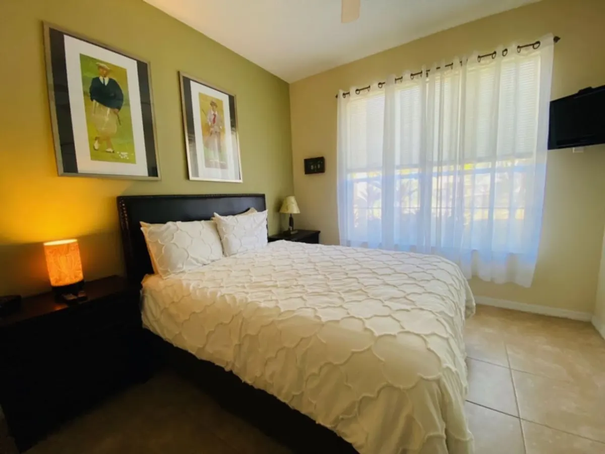 Spacious 4-Bedroom Villa with Private Pool & Game Room in Southern Dunes 15
