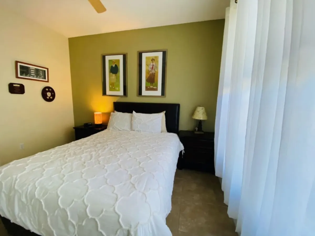 Spacious 4-Bedroom Villa with Private Pool & Game Room in Southern Dunes 16