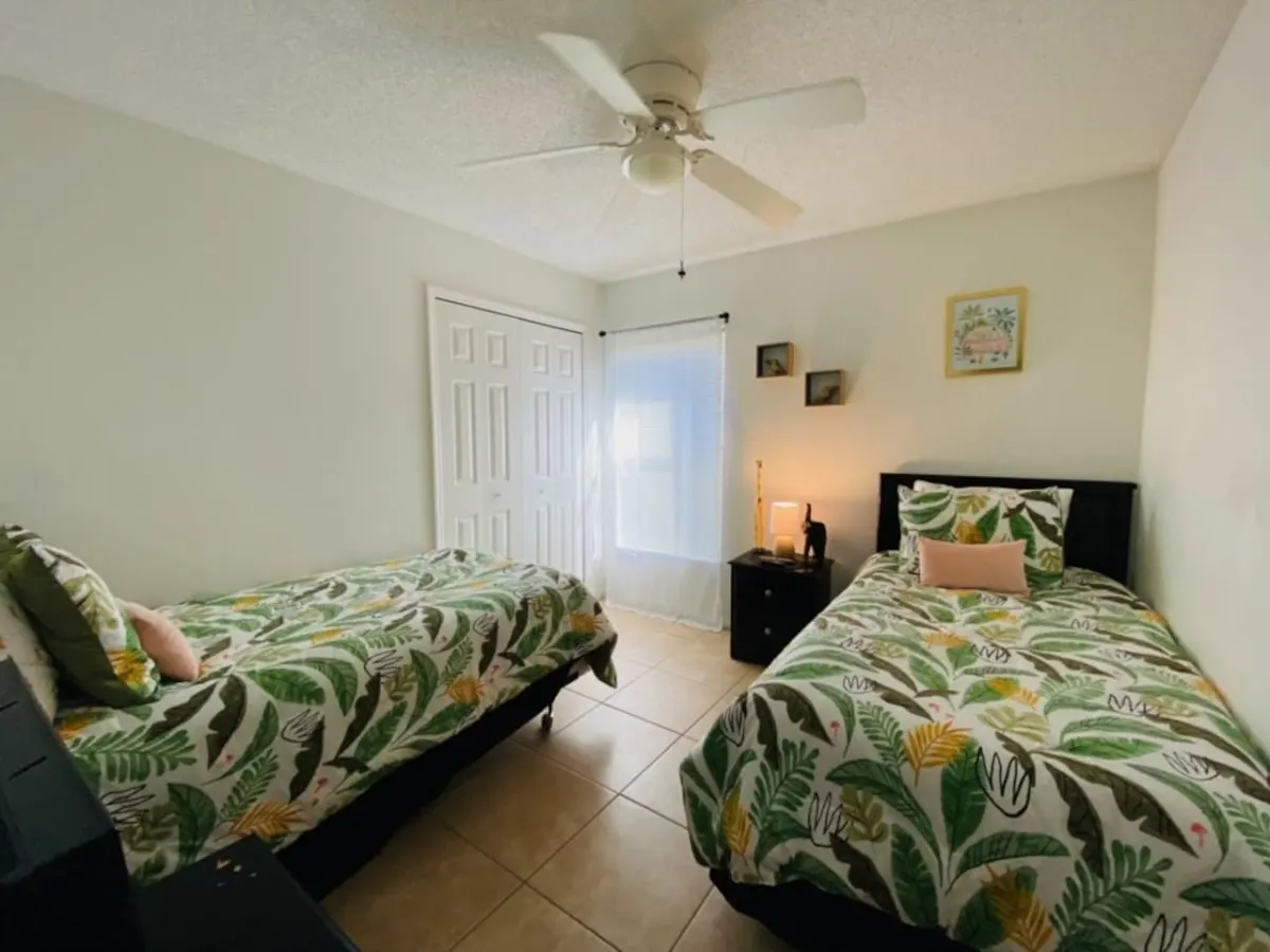 Spacious 4-Bedroom Villa with Private Pool & Game Room in Southern Dunes 20