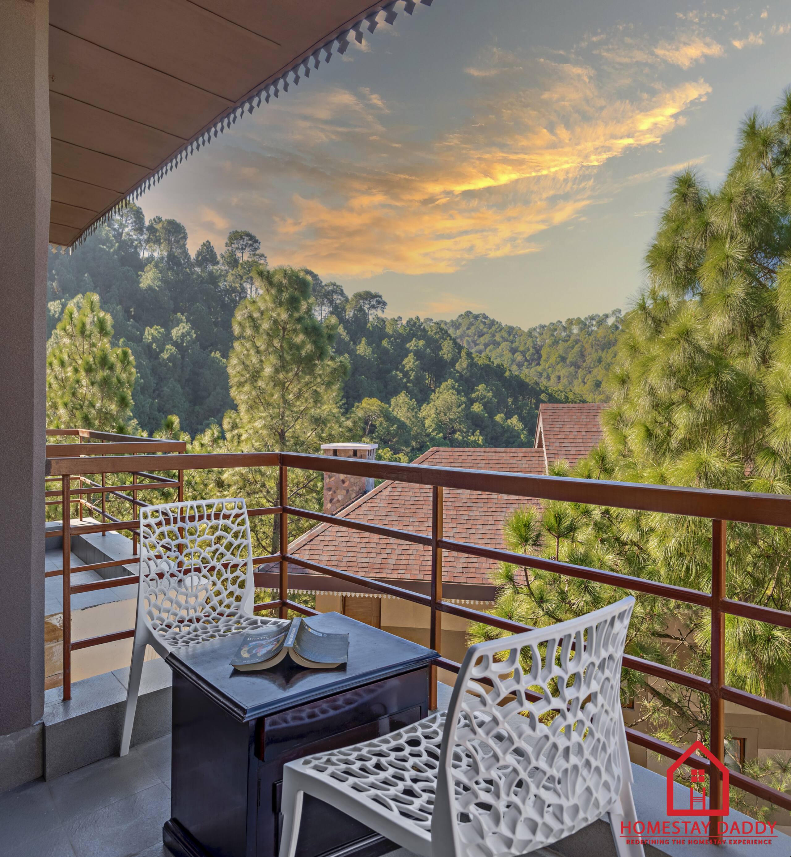 Marina Manor-3BHK AC-Villa - By HomestayDaddy 3