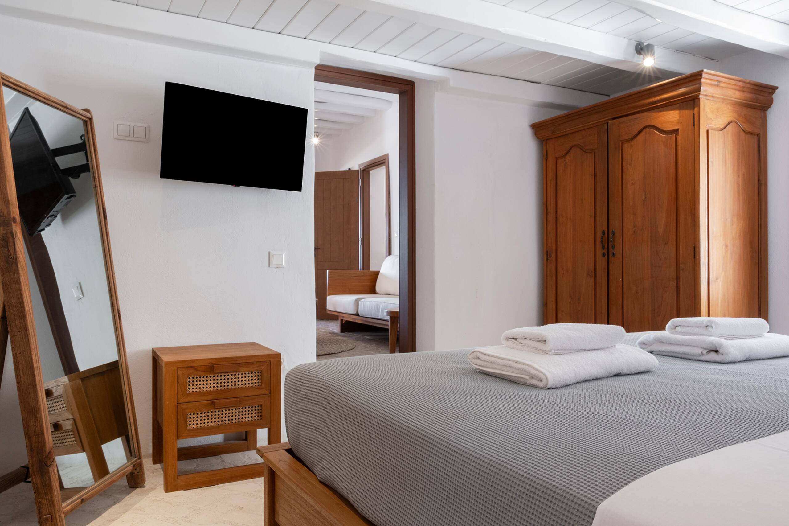 Pure Mykonos | Villa with pool near Scorpios 28