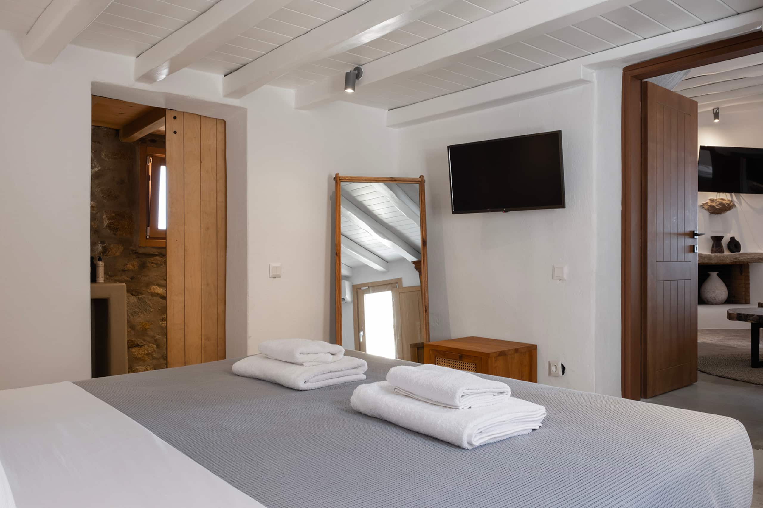 Pure Mykonos | Villa with pool near Scorpios 27