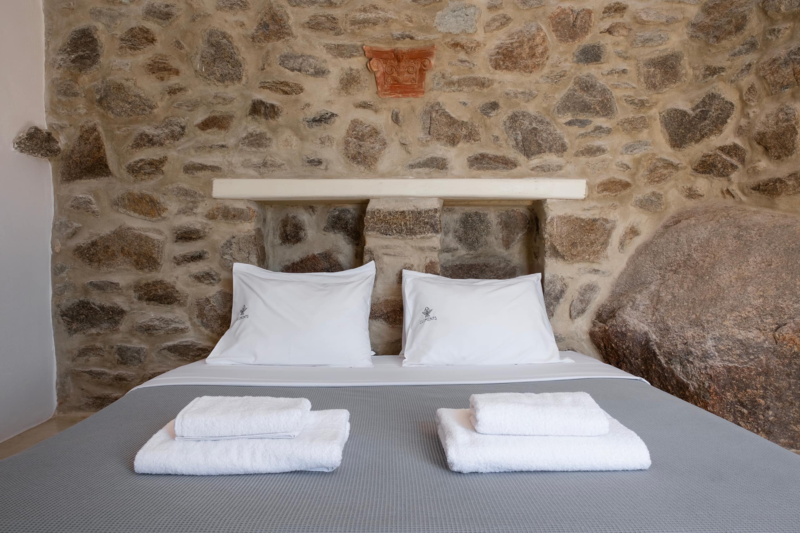 Pure Mykonos | Villa with pool near Scorpios 33