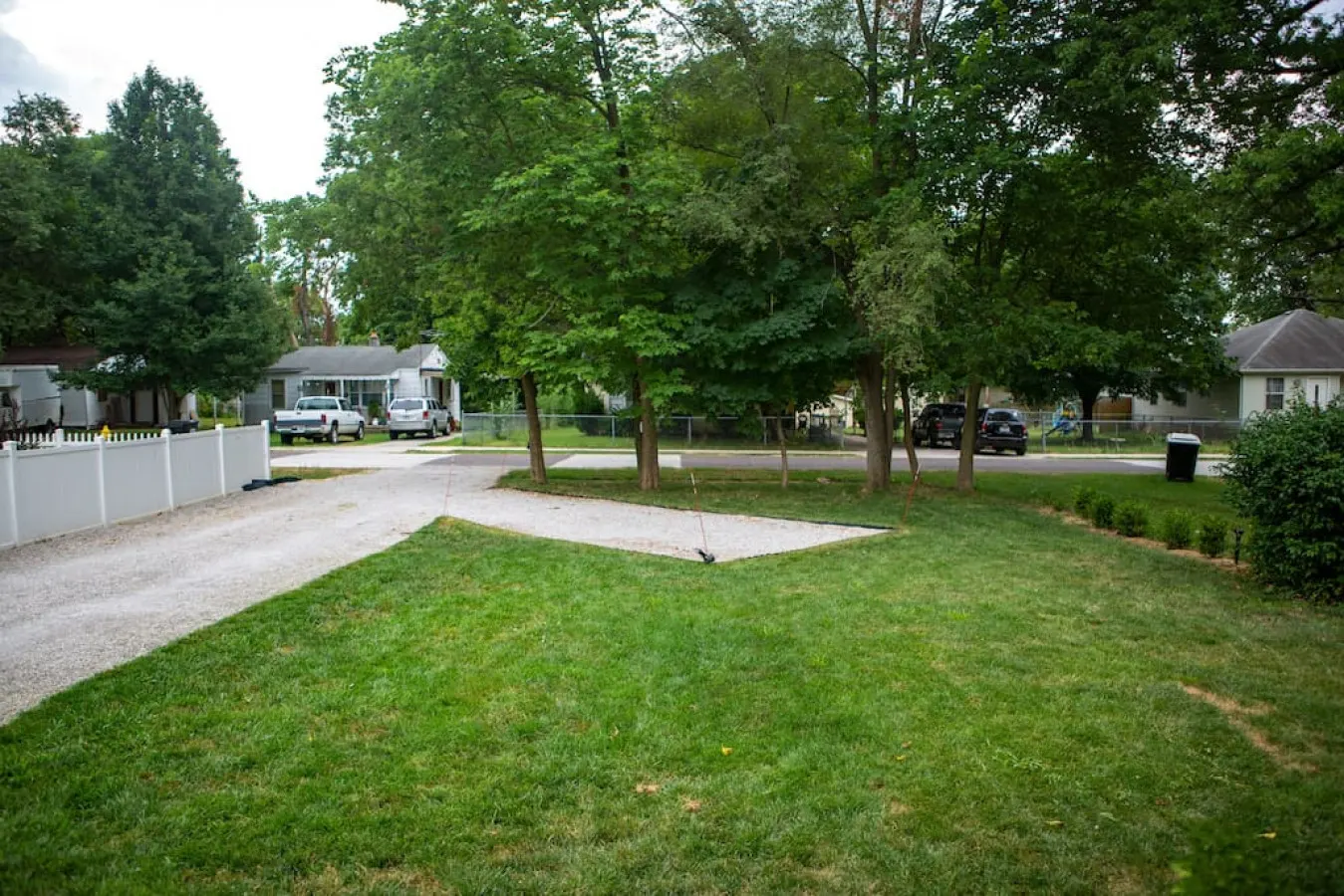 3031 W Olive St Cheerful 2-Bedroom w/ convenient Expressway access 16