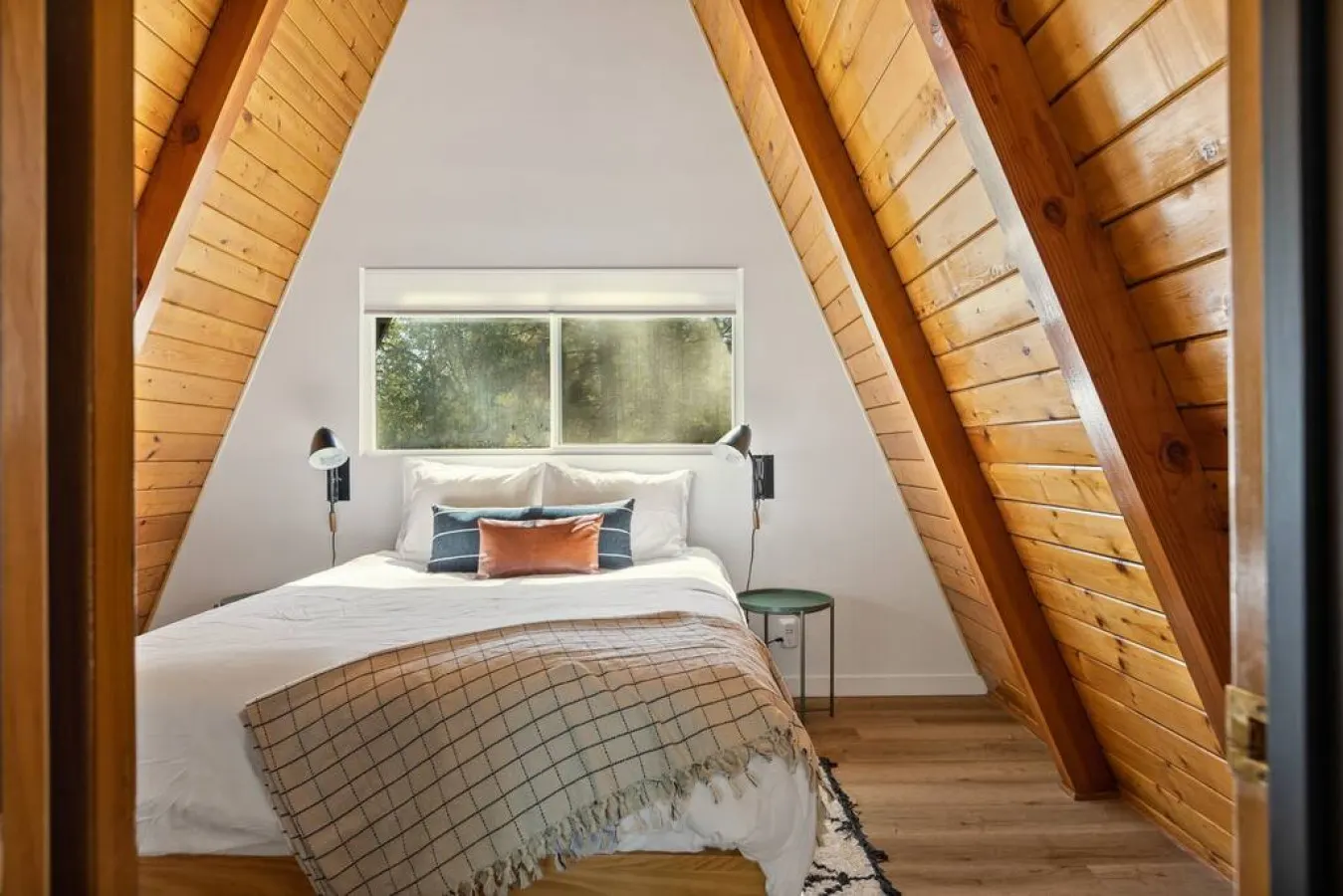 Midnight Chalet A-Frame Spa ~ Fireplace ~ BBQ 17