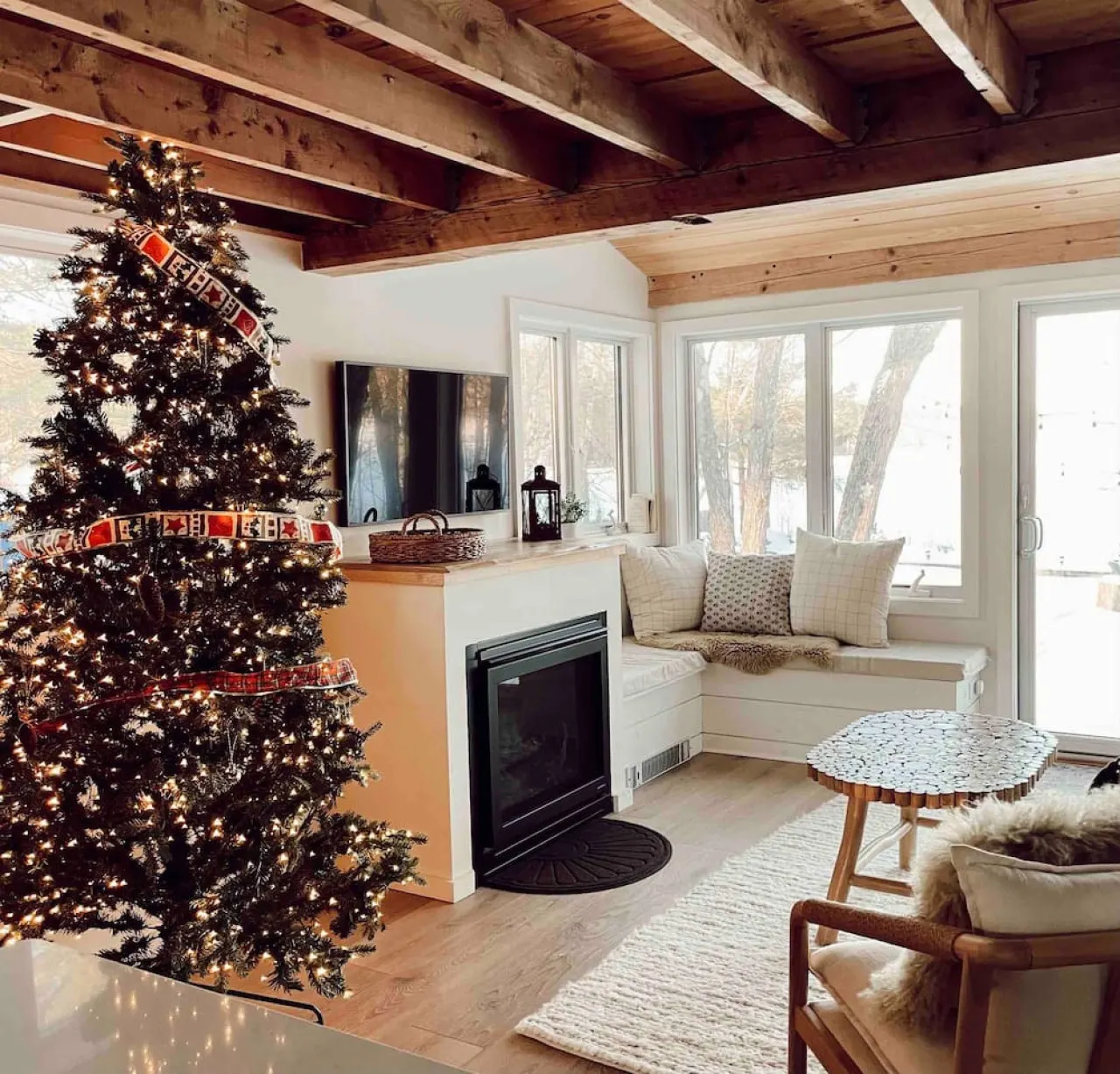 Maine Lakefront Ski Getaway, sleeps 6 13