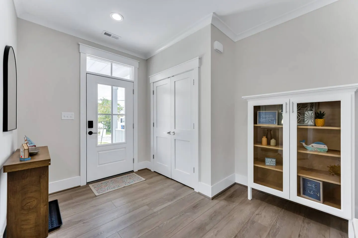 ViBe District 4BR Dog Friendly + 30+ Nights 7
