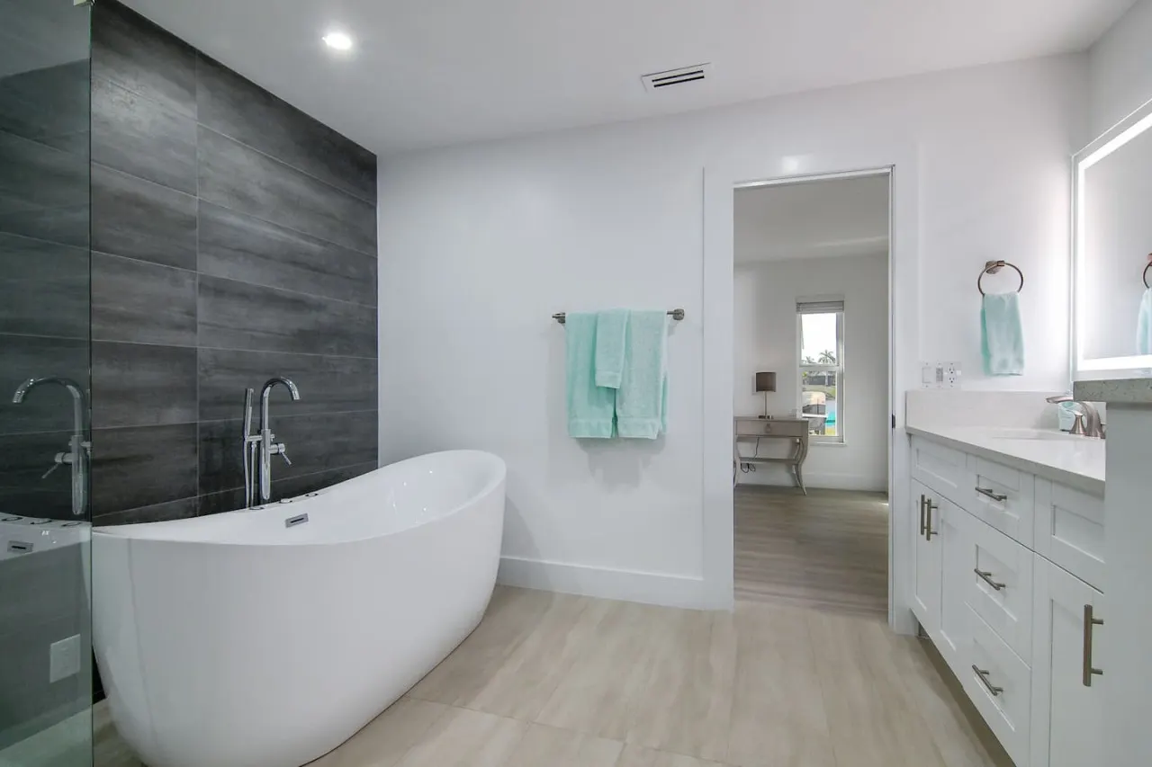 Bonita Lake Home 20
