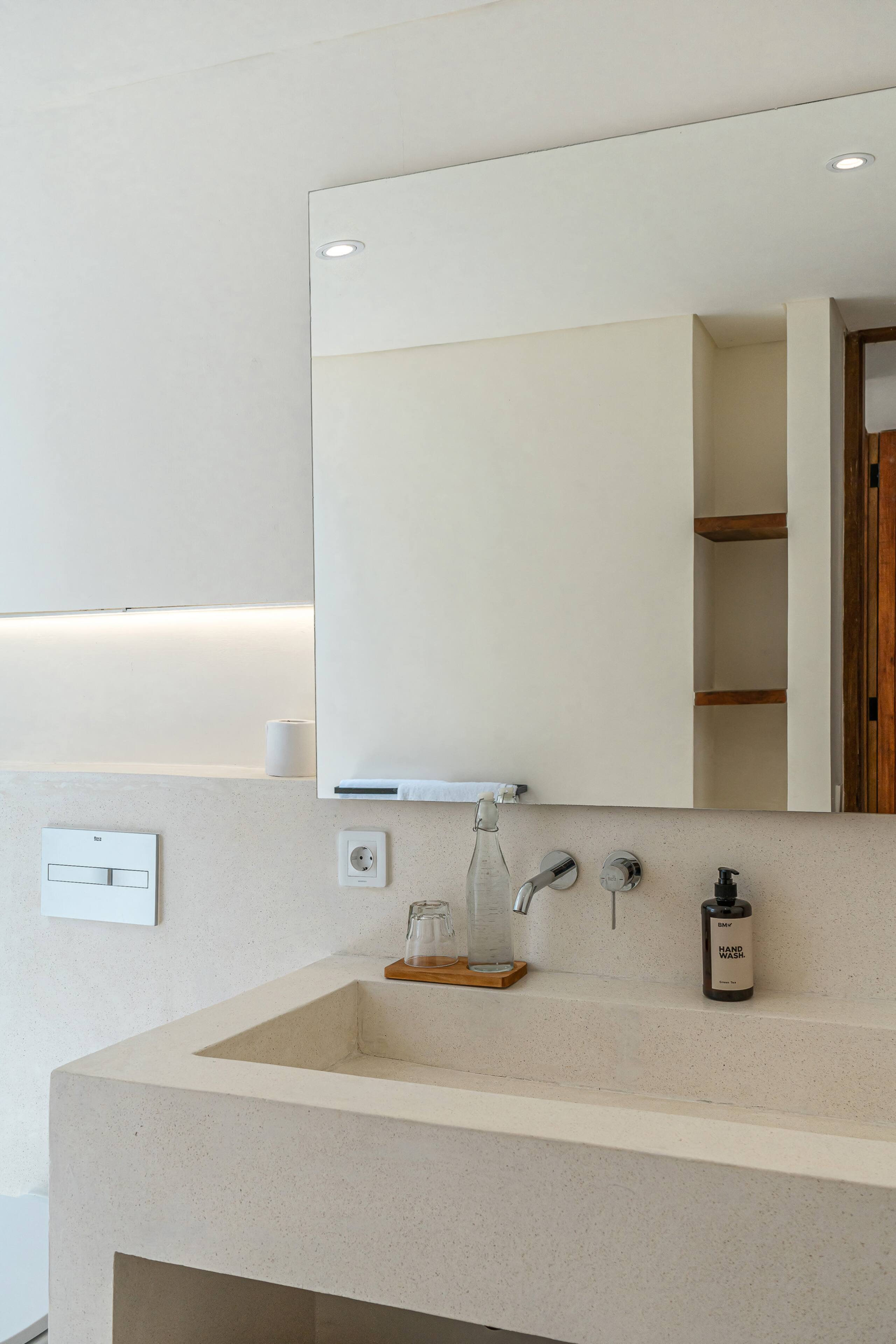 NEW 2BR Villa Uluwatu • Pool & Rooftop Near Beach! 40