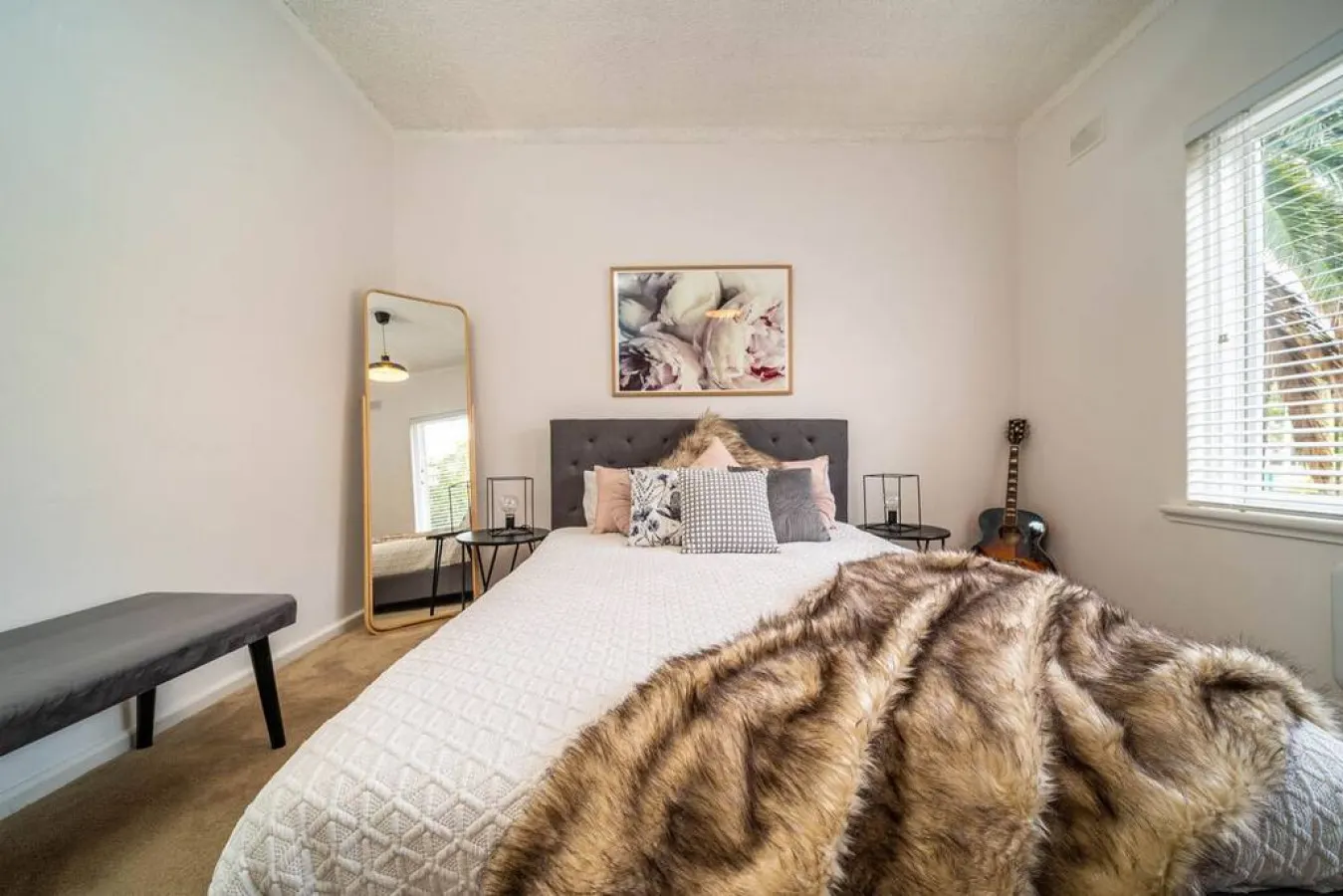 Indulge at Glenelg North—A Work-Friendly Retreat 13