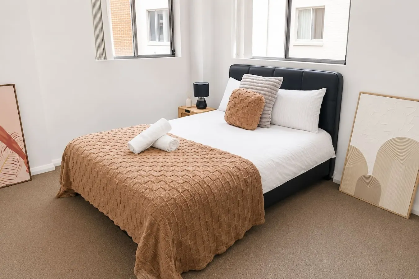 Modern 2BR Apartment in Baulkham Hills