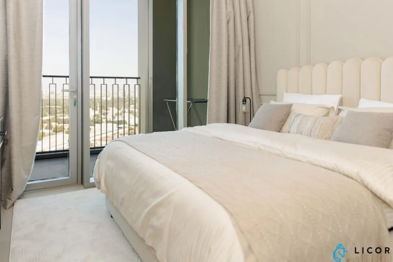 Brand New Modern 2BR Retreat: Walk to Dubai Mall 3