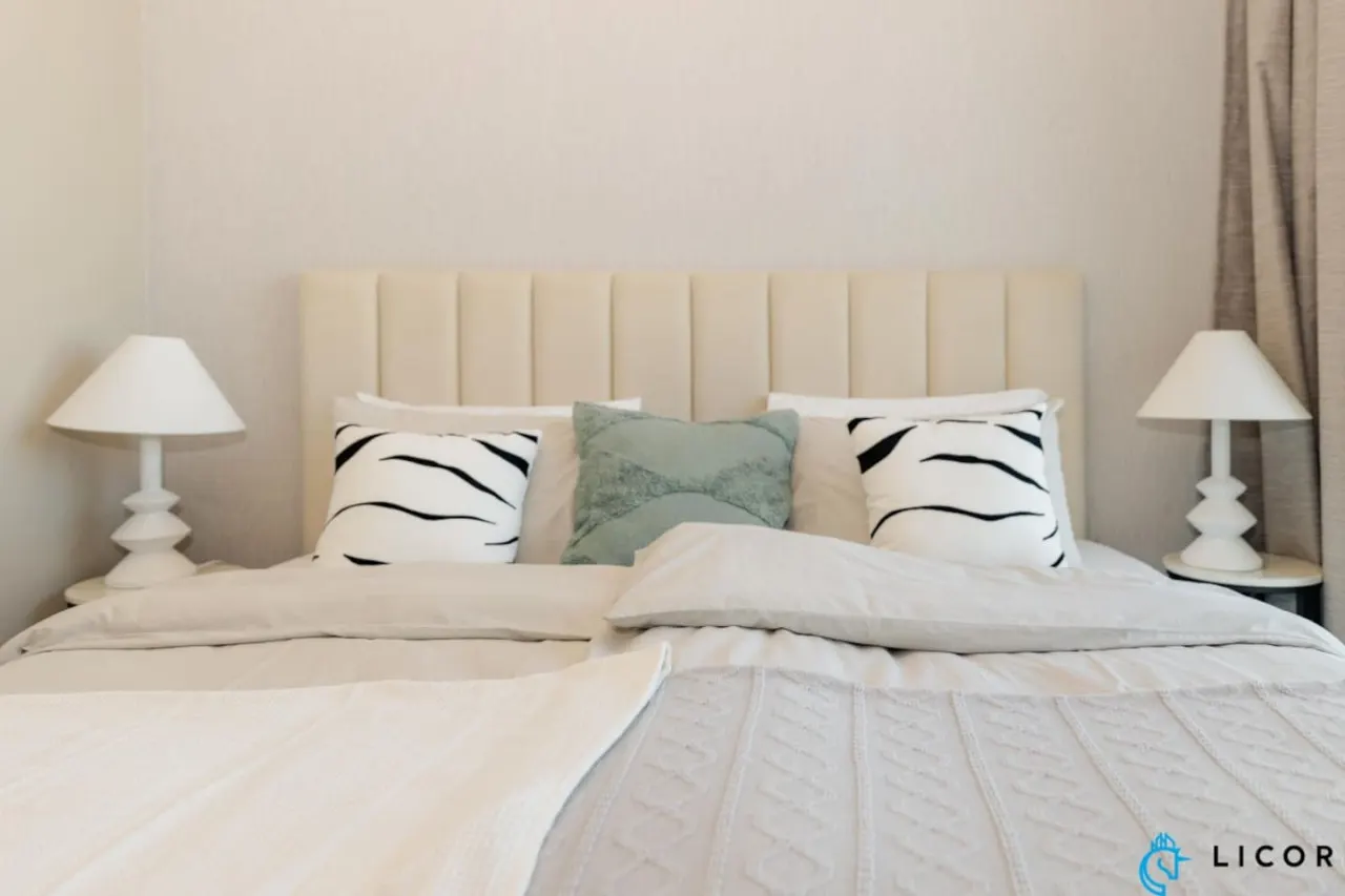 Brand New Modern 2BR Retreat: Walk to Dubai Mall 6