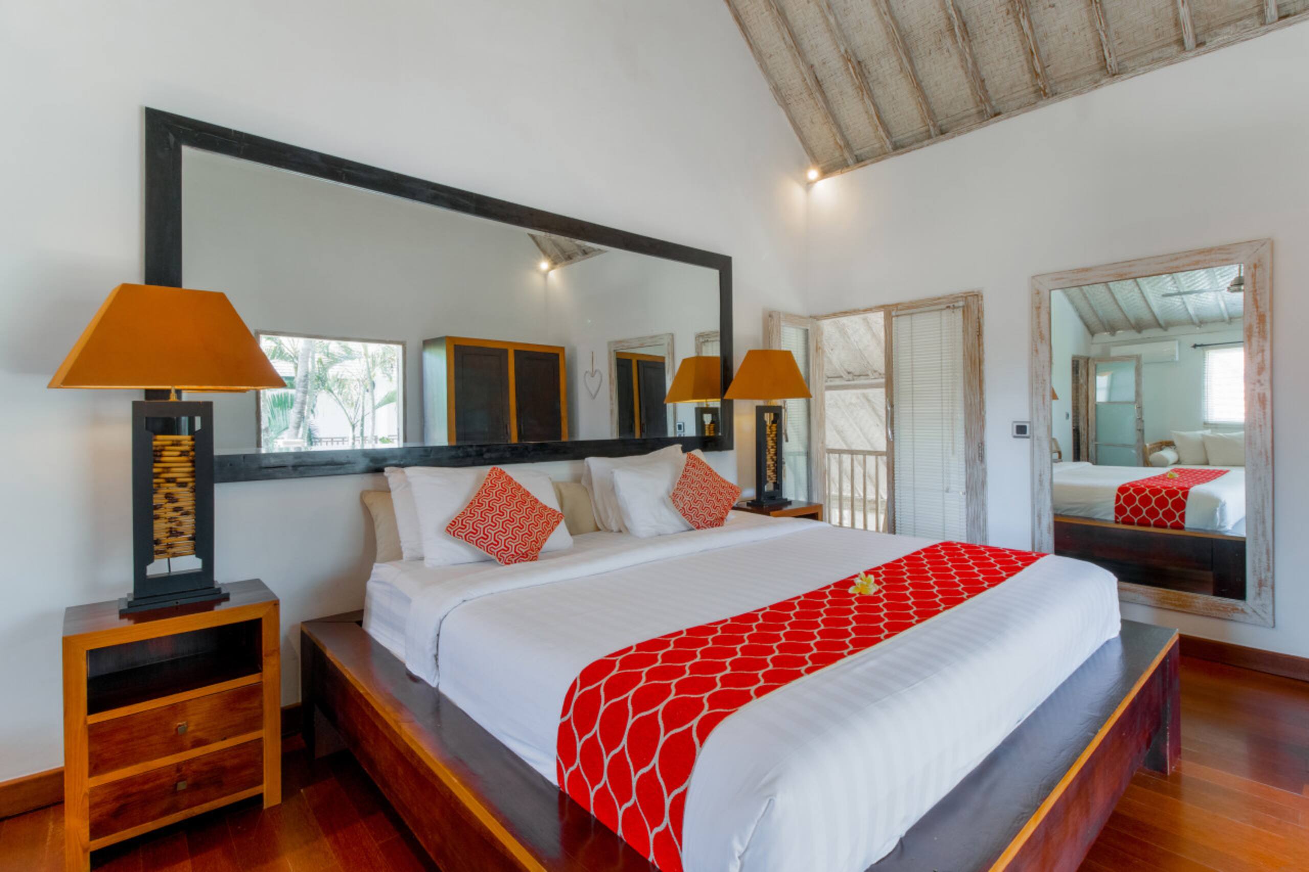 Villa Rama Sita - 100m from Eat Street, 3BR 30