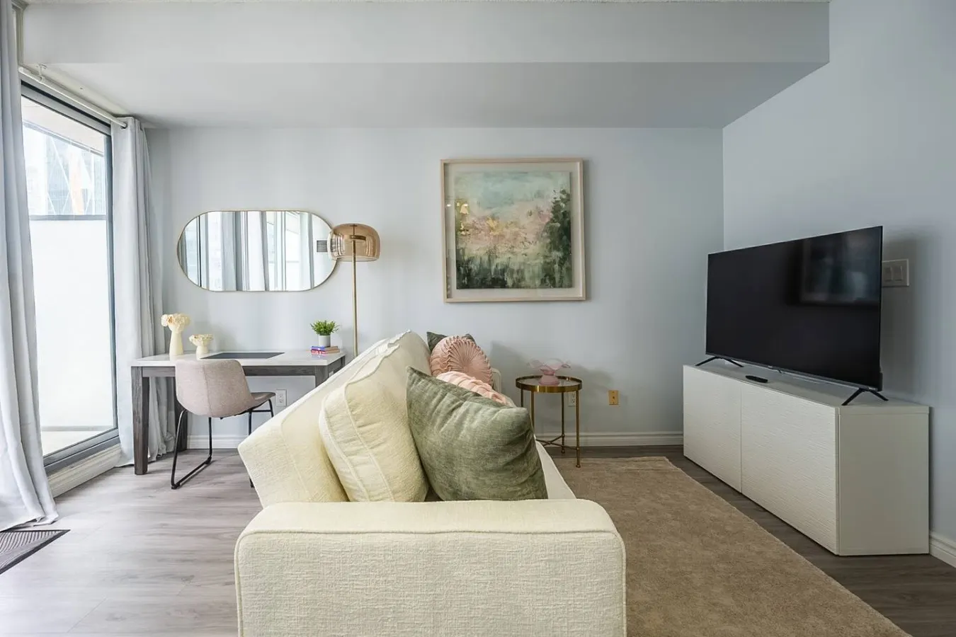 Bright 1BR Condo Sleeps 3 Steps to Attractions 7
