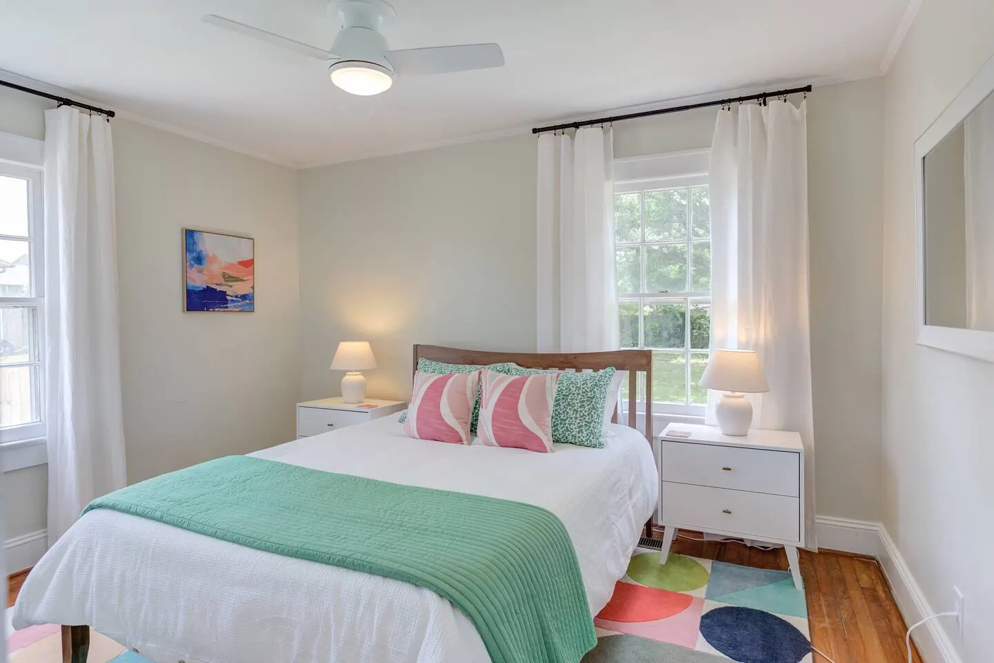 Chic Duplex in Graham Park view BBQ Grill 4