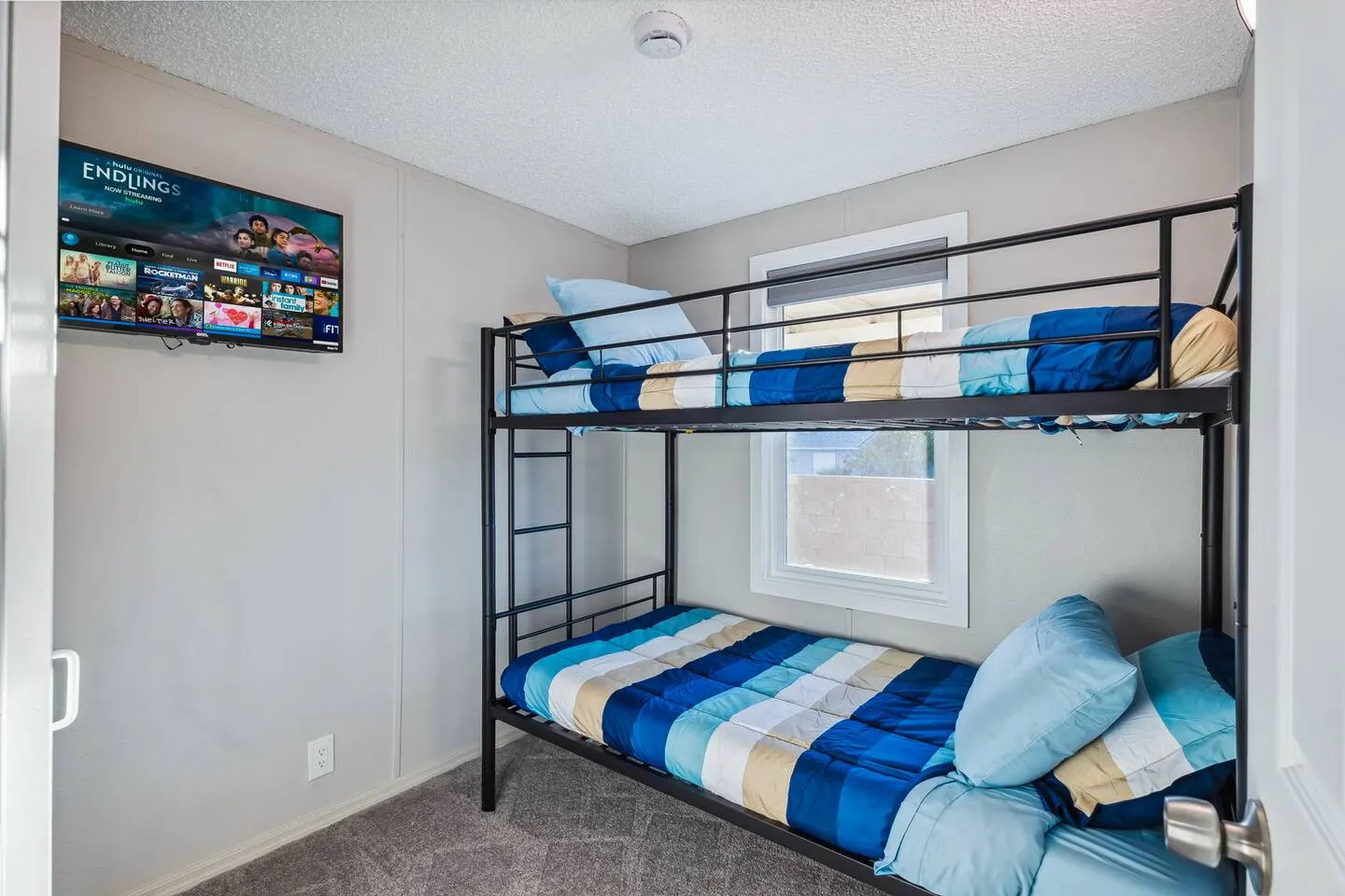 Cove Villa 2bd 1ba River Access Game Room 15
