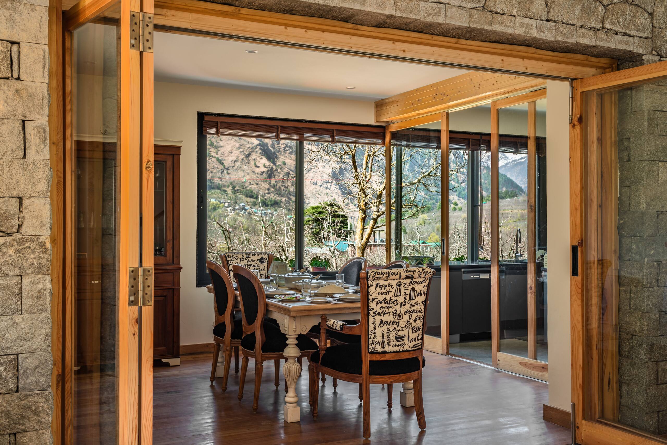 Entire Villa , The salt box manali 15